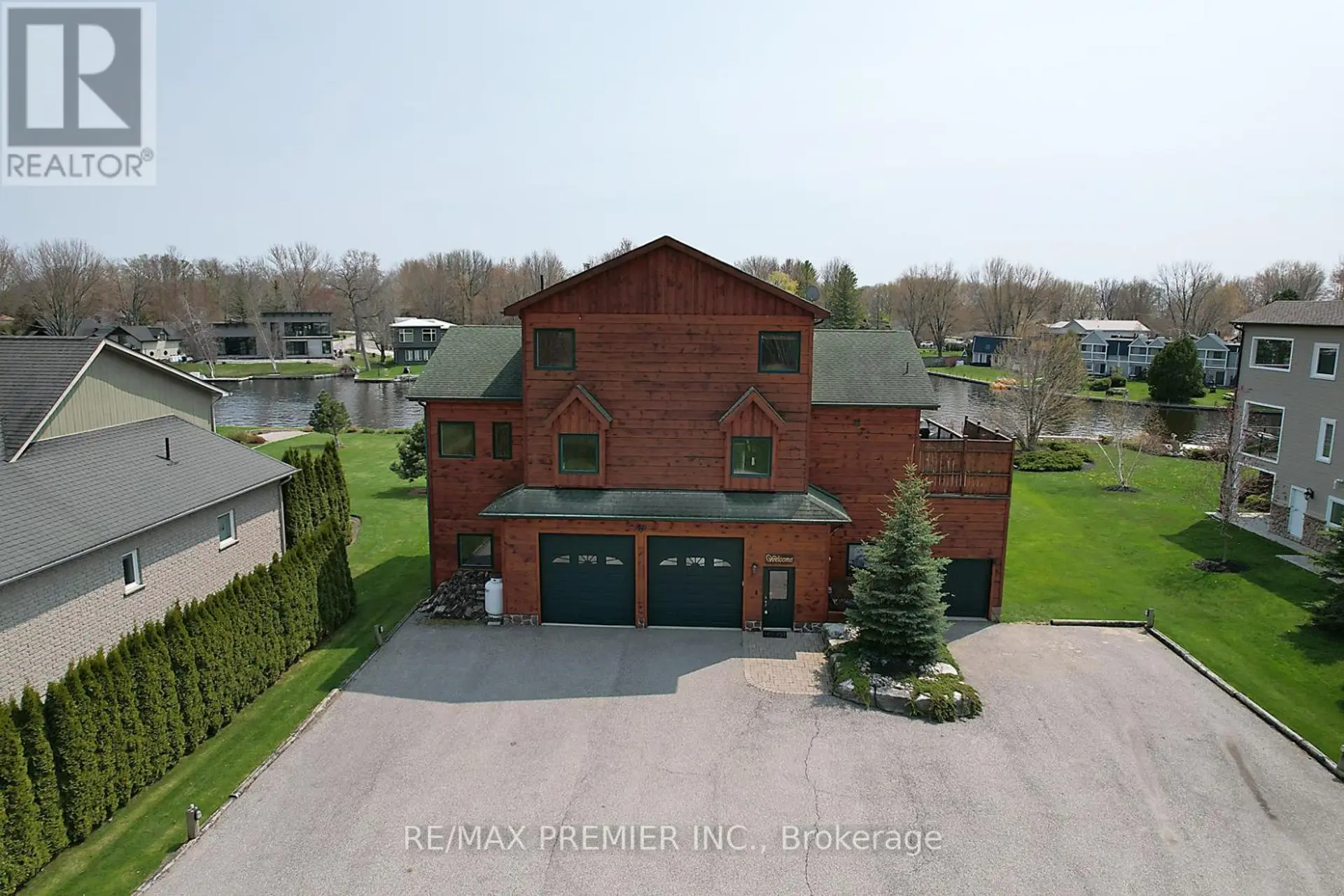 31 PARADISE BOULEVARD - Image 4