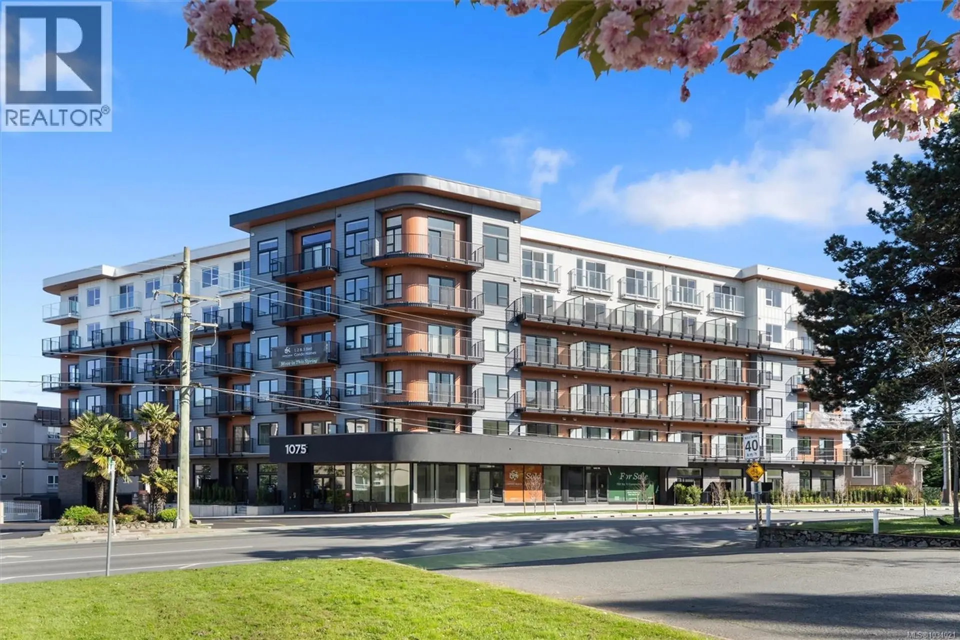 Property at #103 1075 Tillicum Rd, Esquimalt, BC