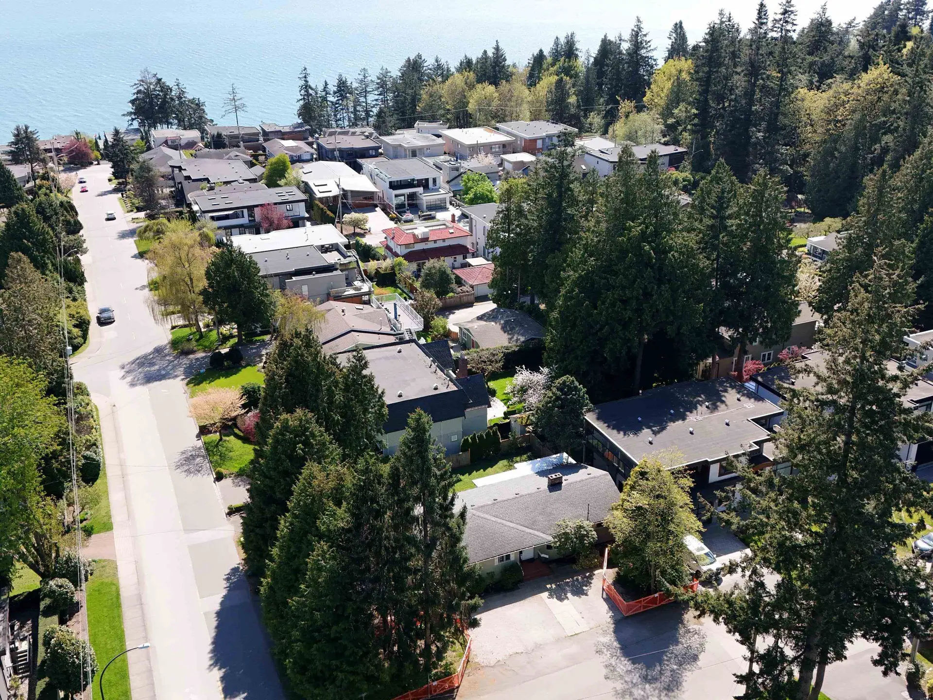14150 Blackburn Avenue - Image 8
