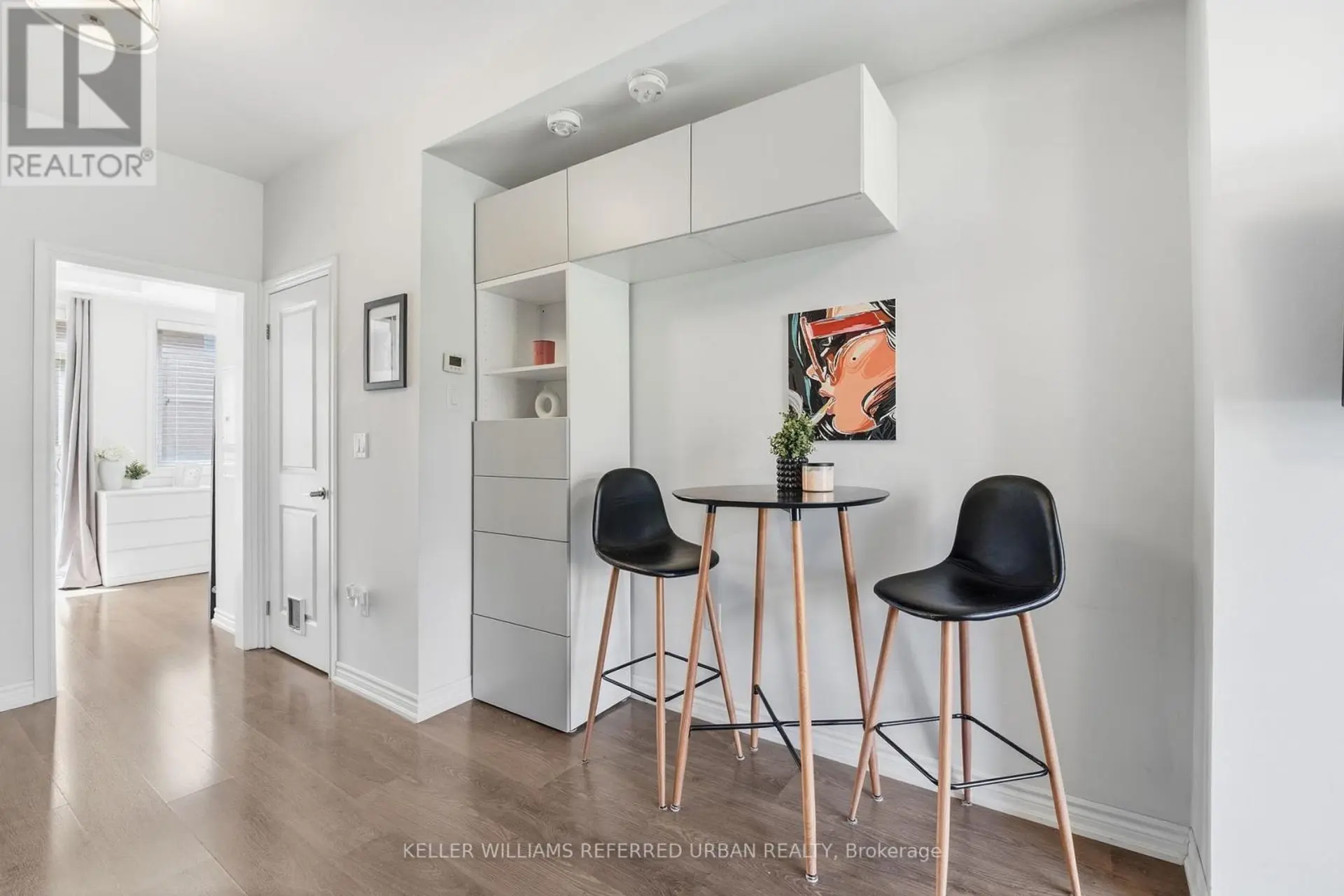 #241 390 HOPEWELL AVENUE - Image 5