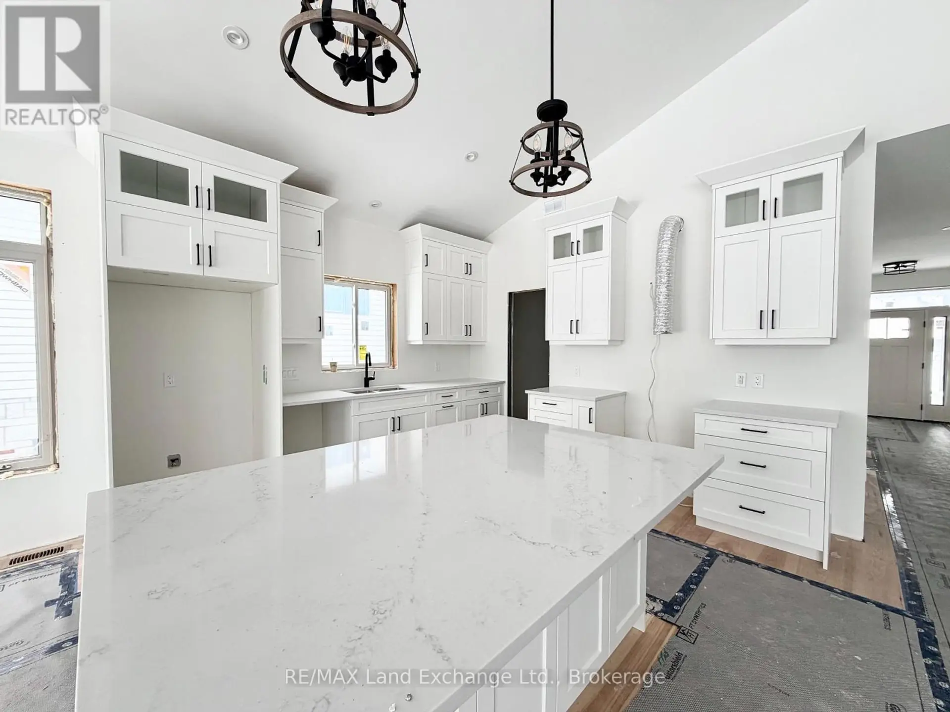 461 NORTHPORT DRIVE - Image 2