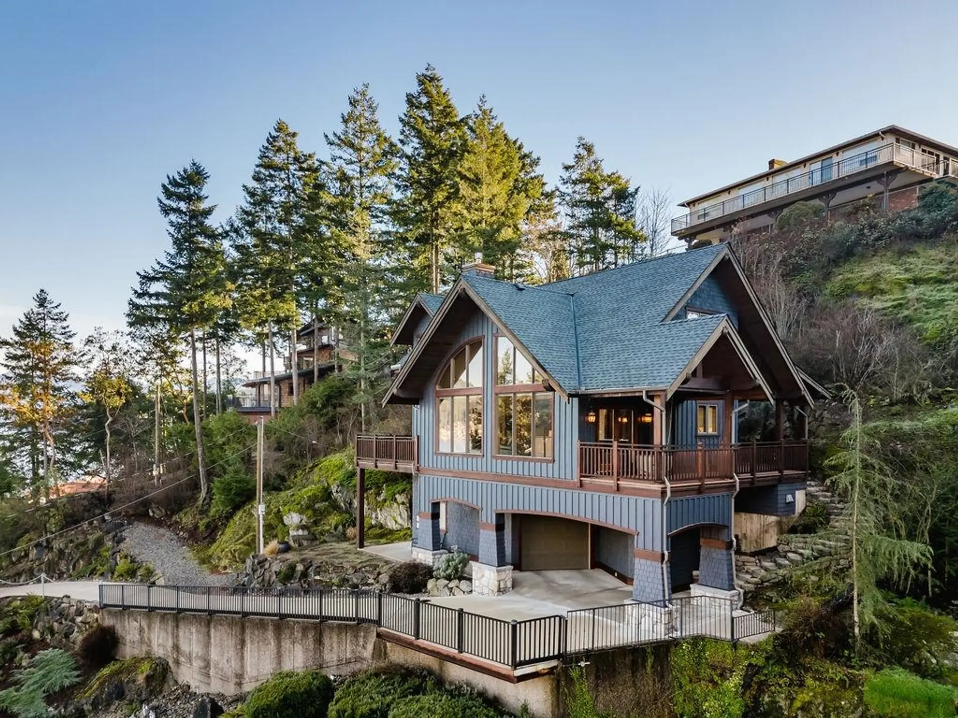 Property at 401 Skyline Drive, Gibsons, BC