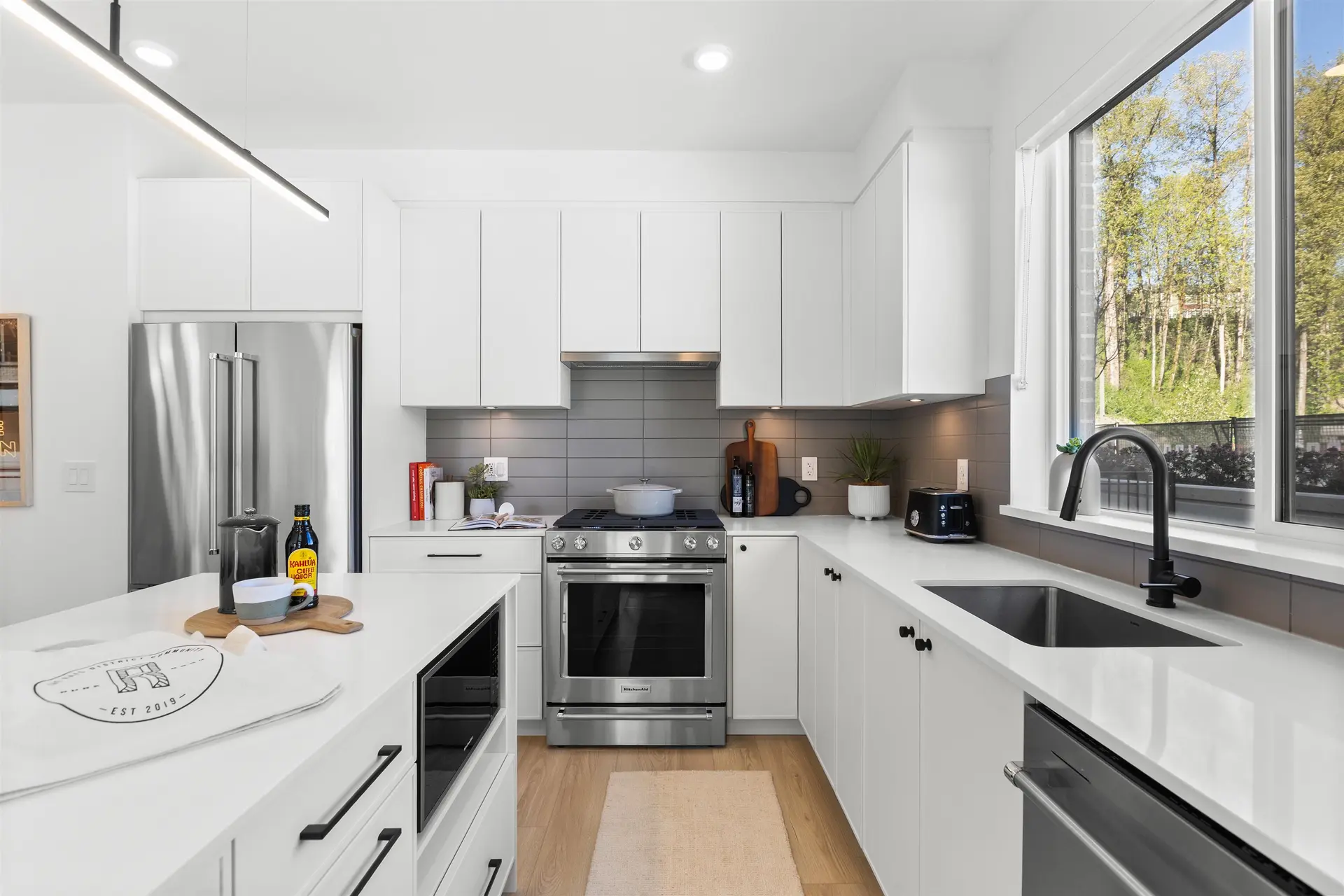 #408 2771 Montrose Avenue - Image 7