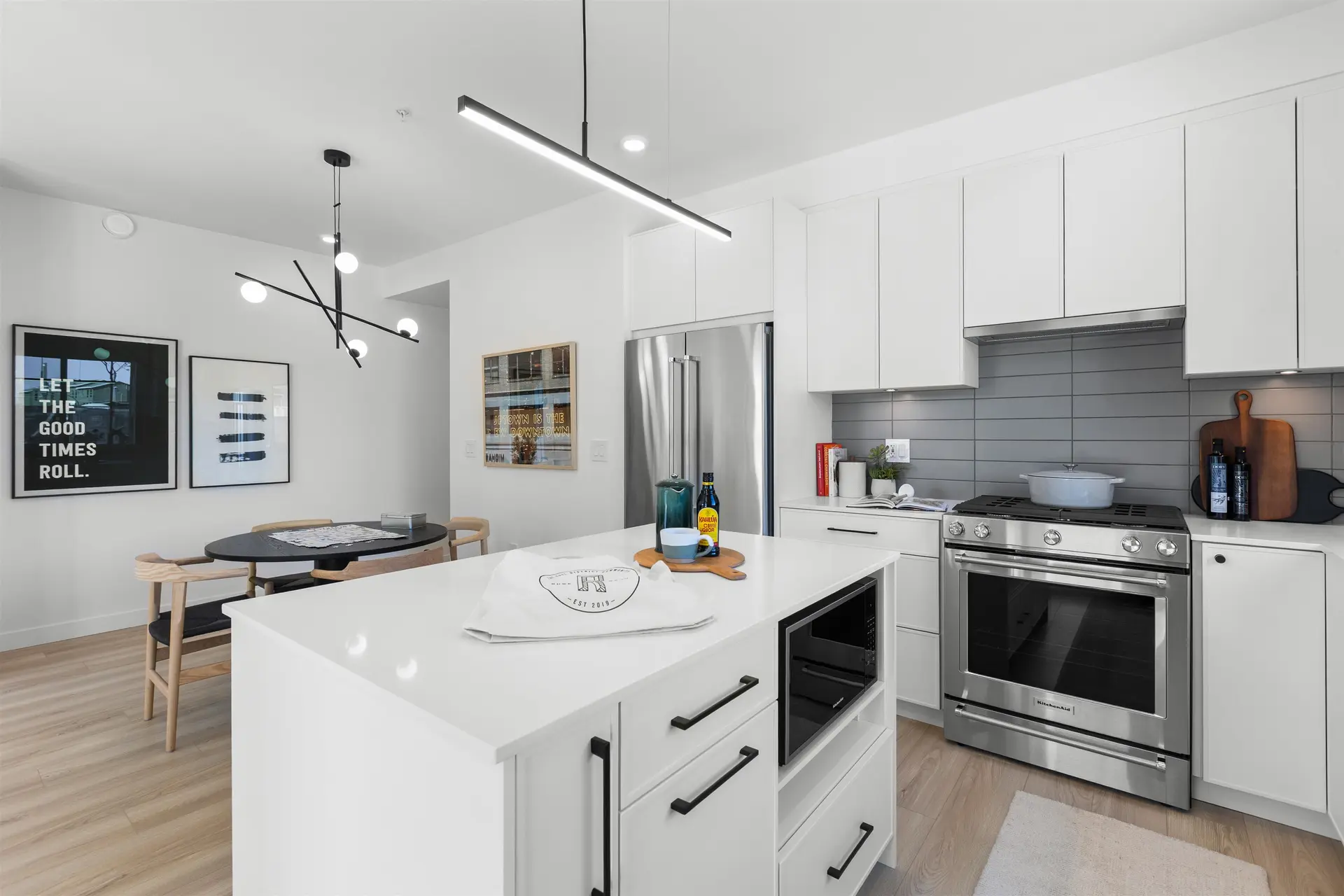 #408 2771 Montrose Avenue - Image 8