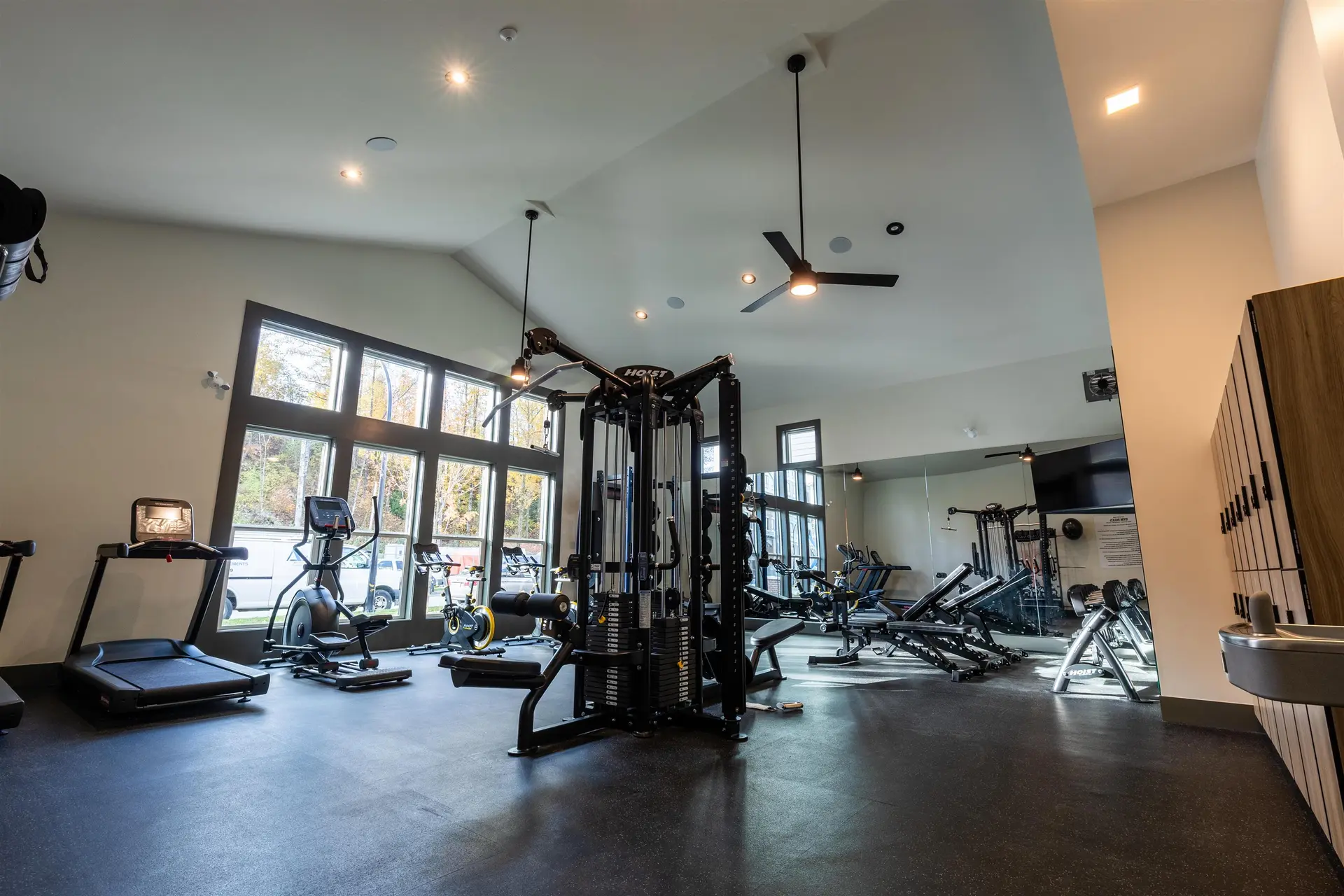 #206 2771 Montrose Avenue - Image 18