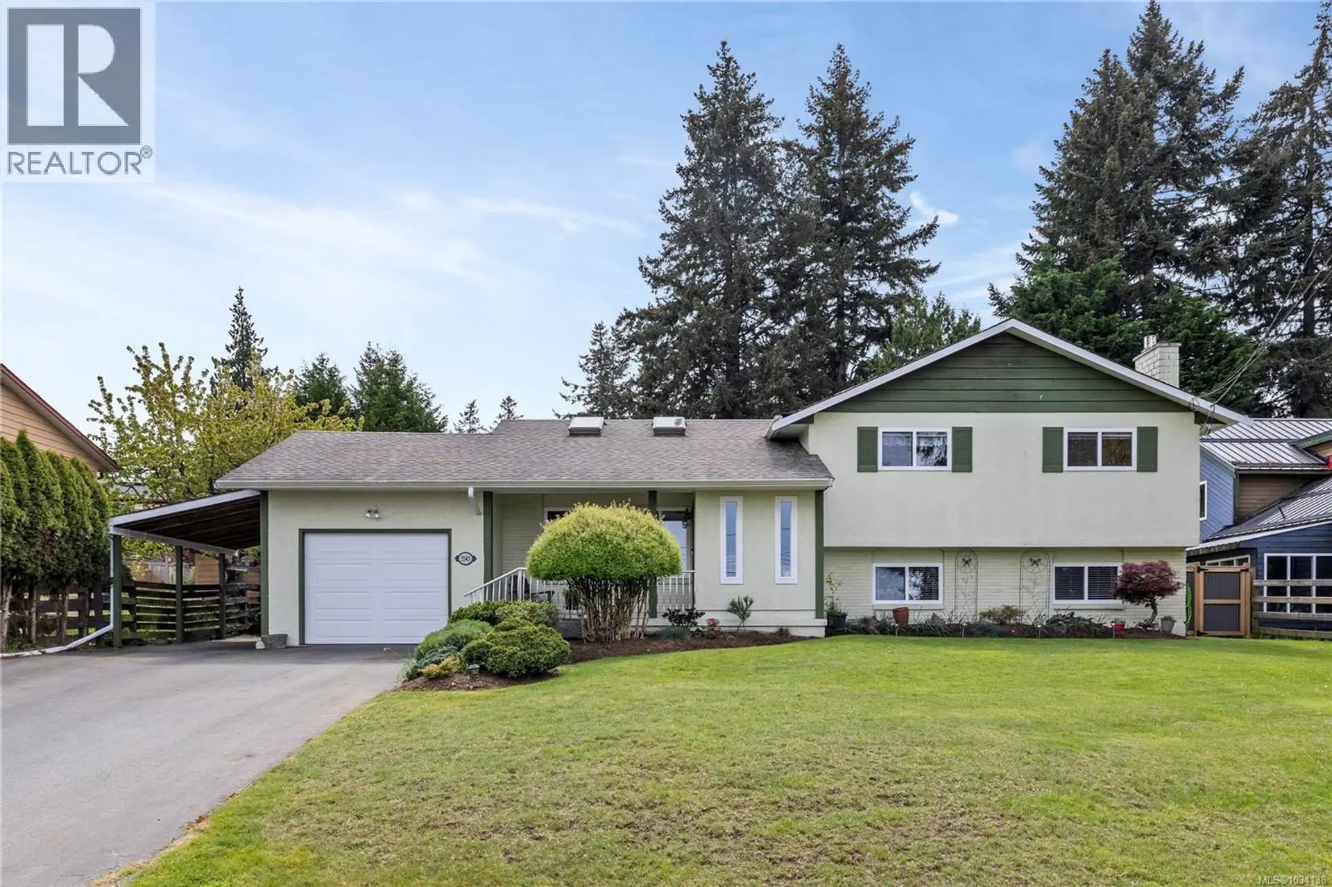 Property at 5545 Hiquebran Rd, Nanaimo, BC
