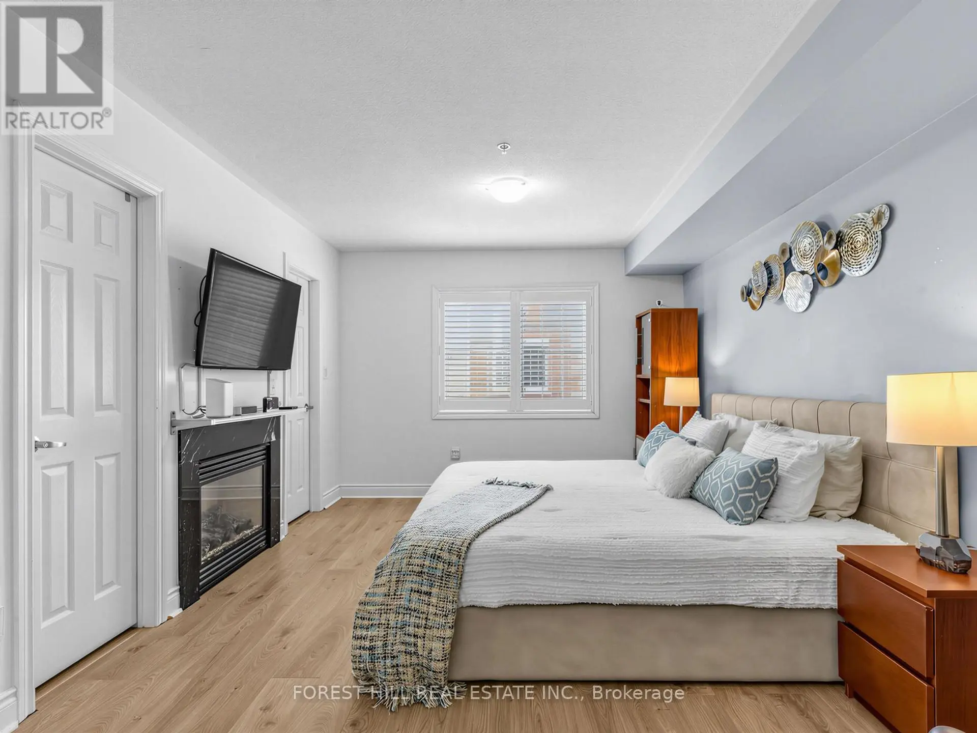 #51 8 BRIGHTON PLACE - Image 12