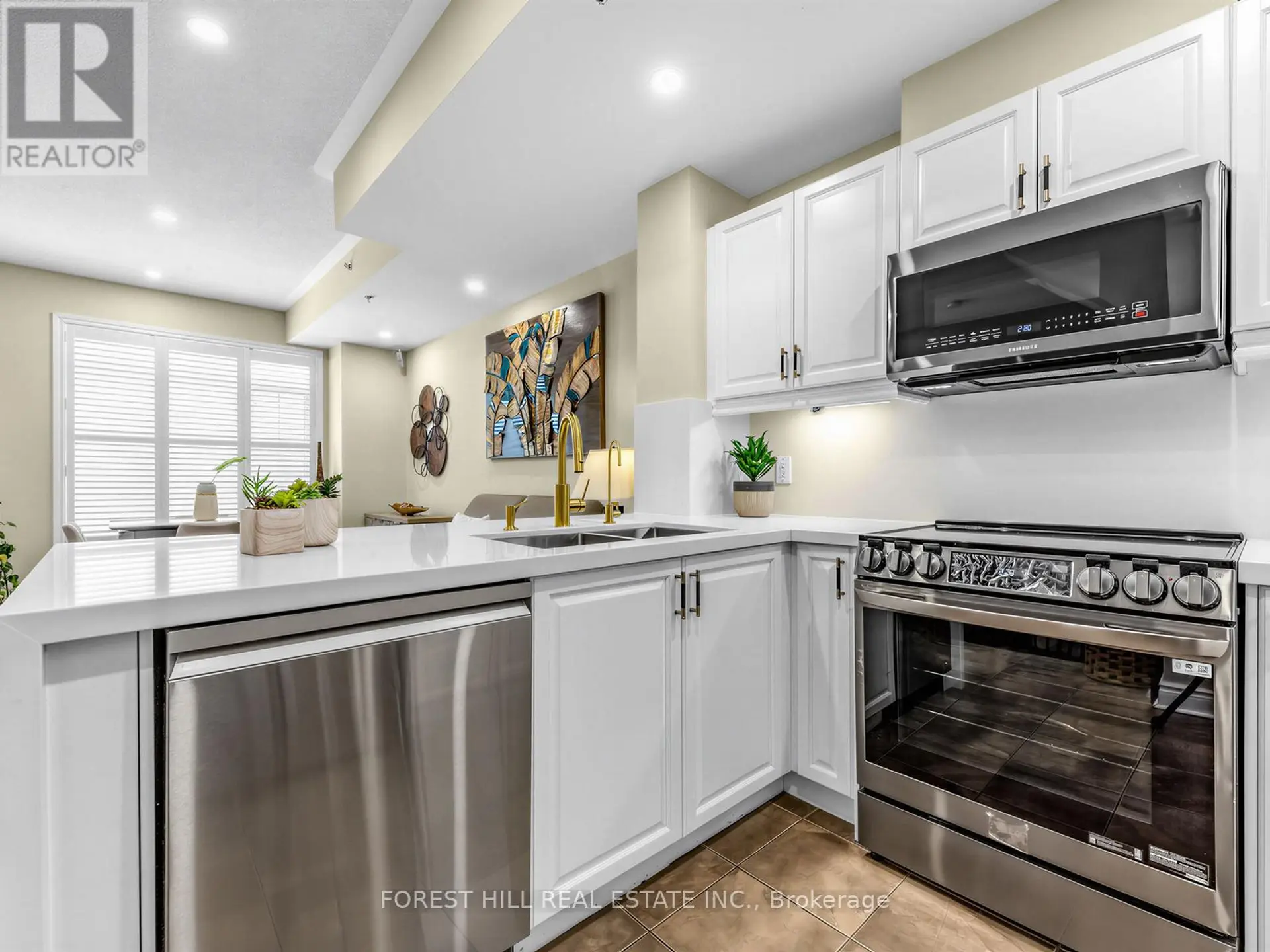 #51 8 BRIGHTON PLACE - Image 8