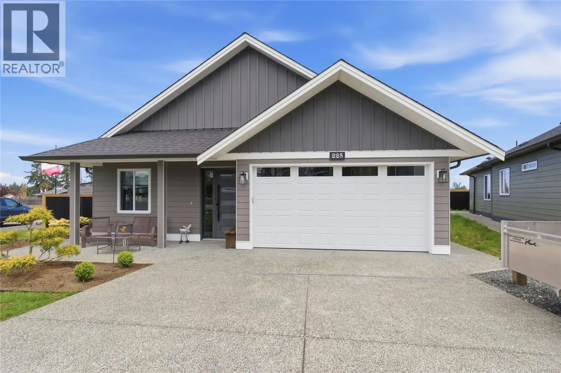 Property at 225 Dunbar Way, Parksville, BC