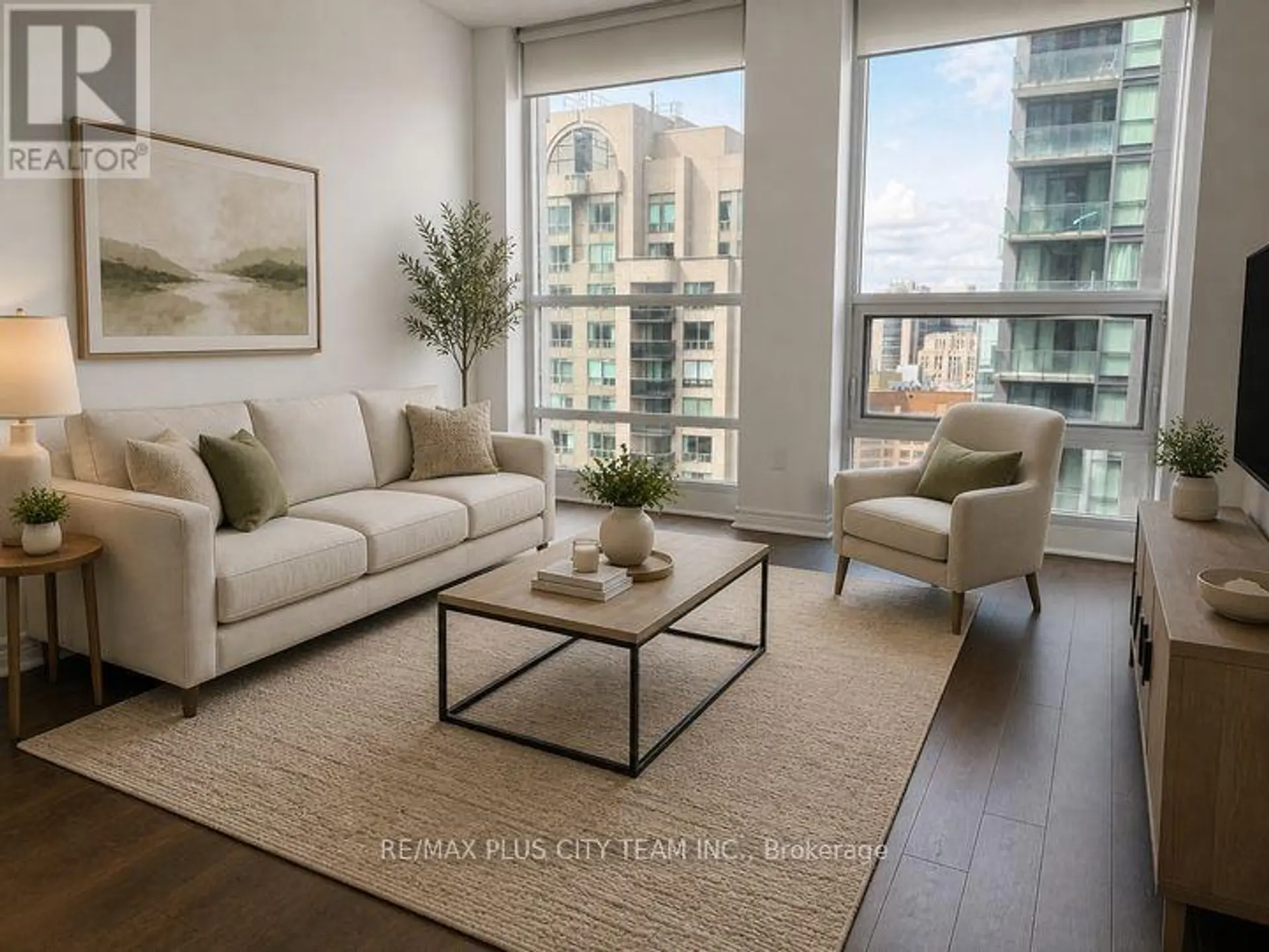 #2812 763 BAY STREET - Image 3