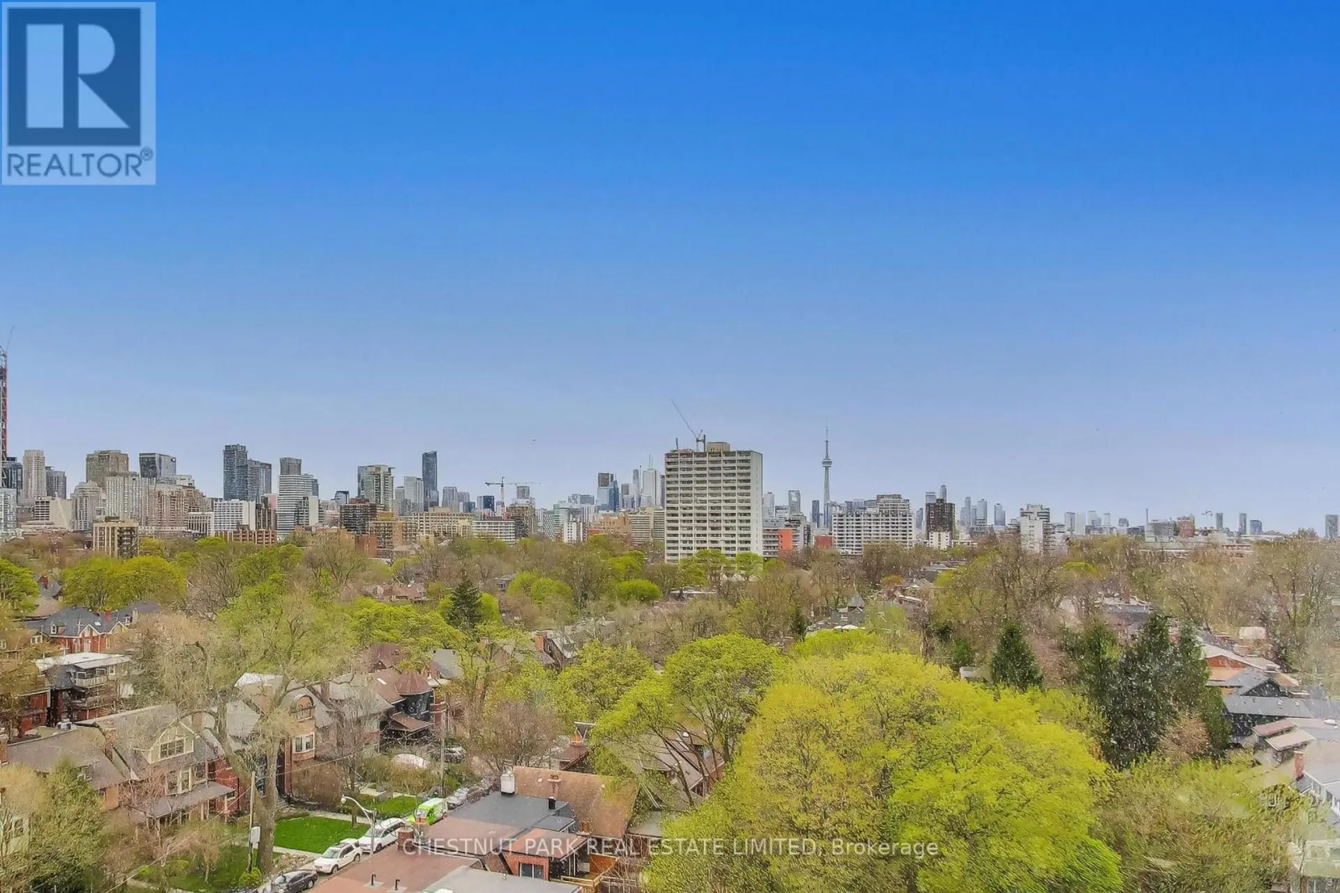 #901 328 DUPONT STREET - Image 2