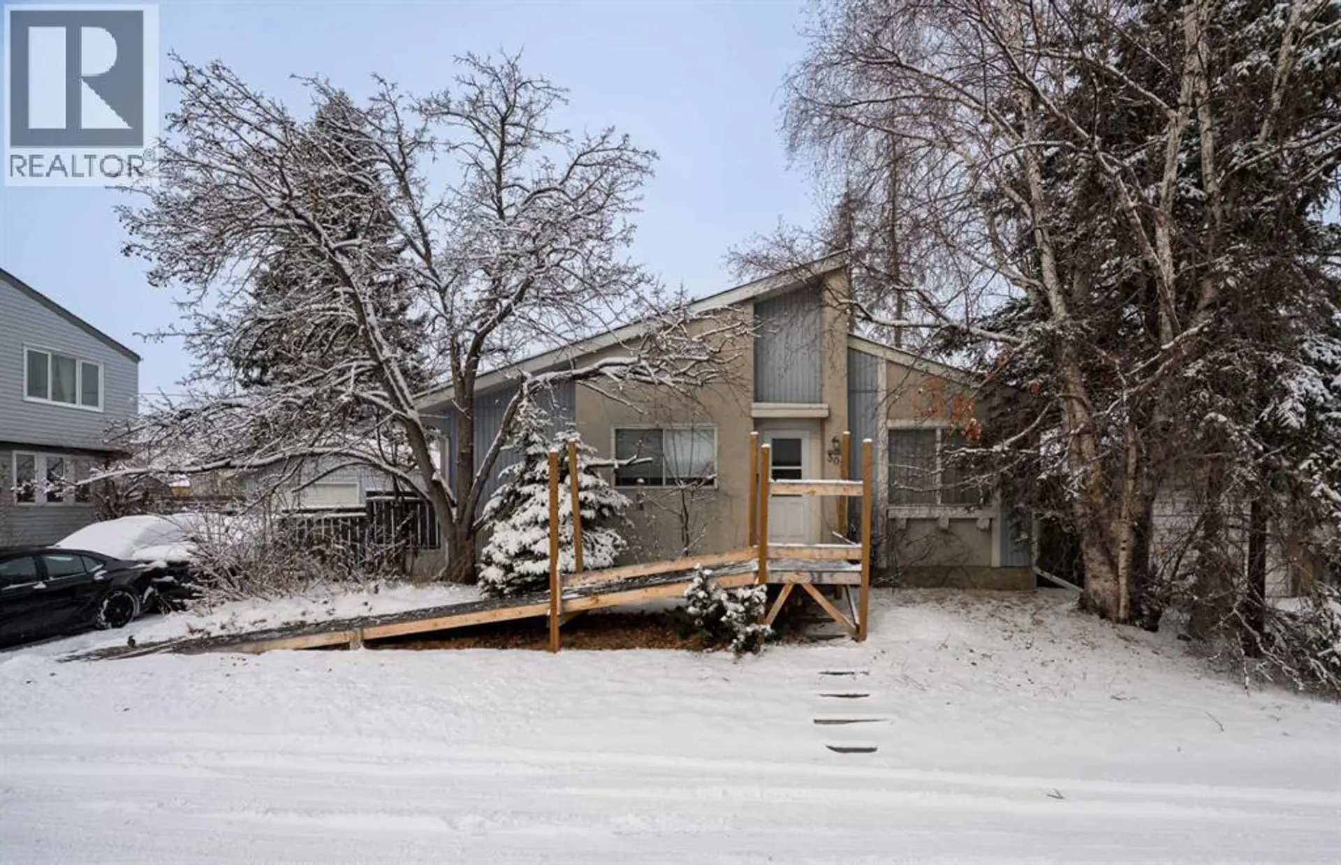 305 Olympia Drive SE - Image 1