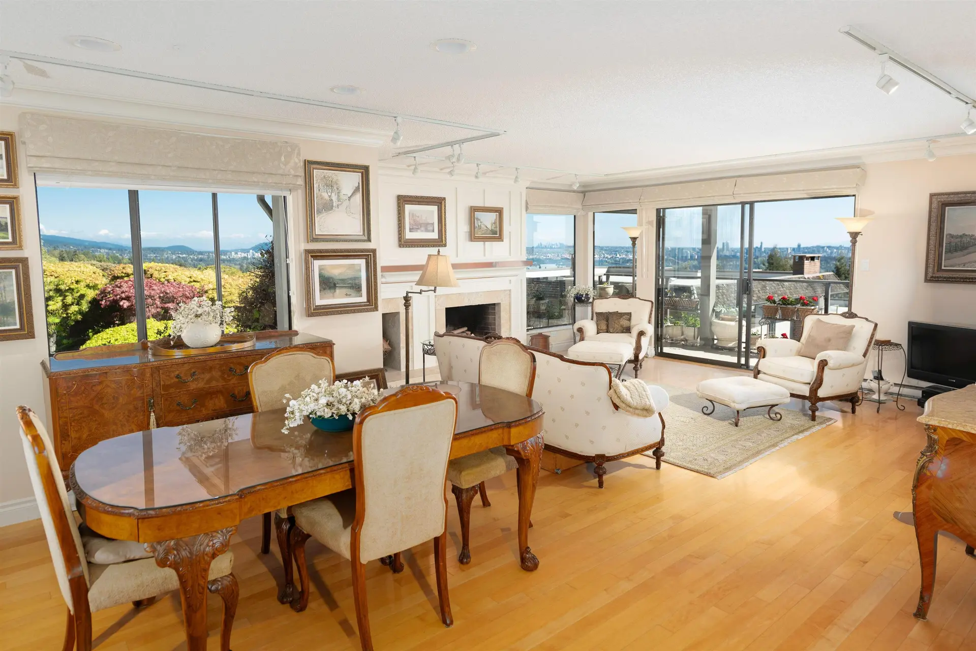 Property at #26 2214 Folkestone Way, West Vancouver, BC