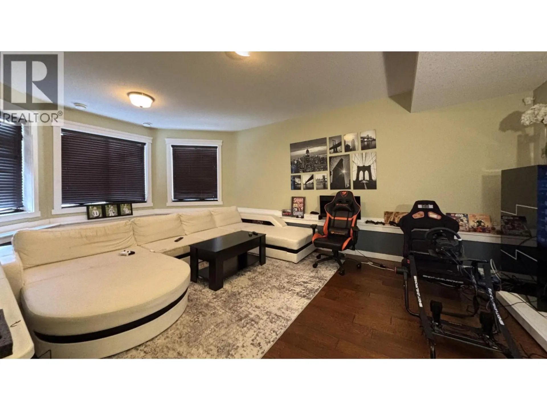 10904 108 AVENUE - Image 15