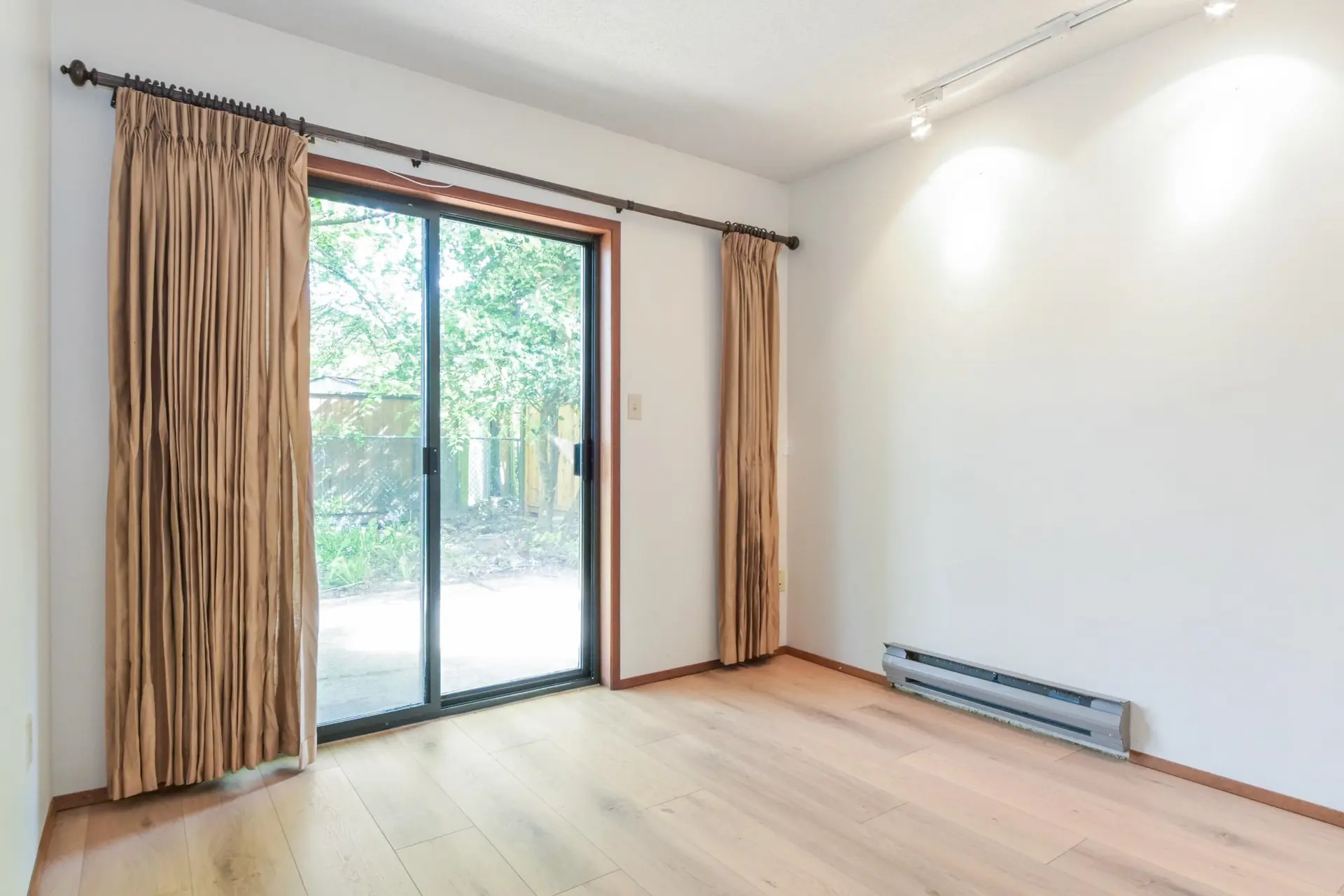 27591 31a Avenue - Image 10