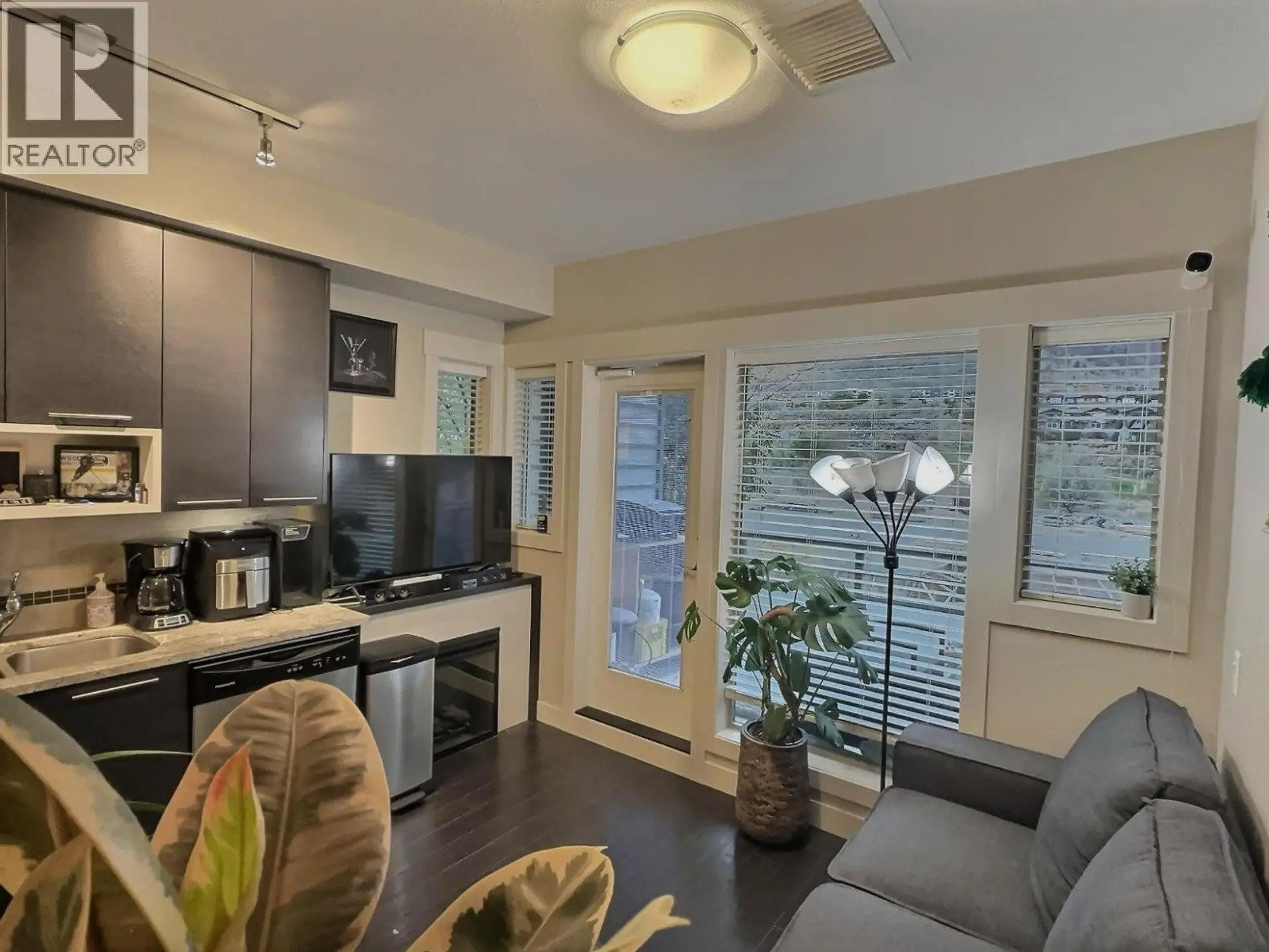 #3222 1040 TALASA Court - Image 6