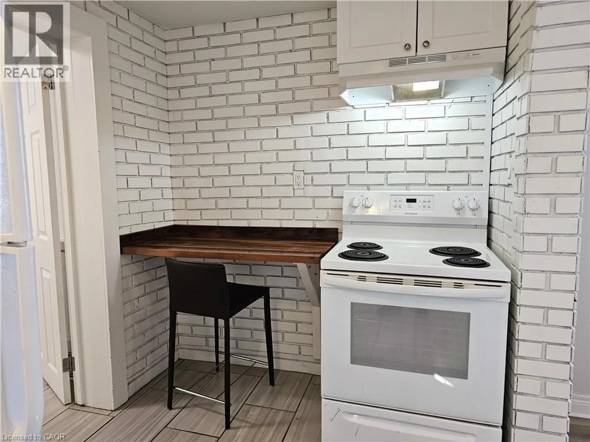 292 FARES Street - Image 15