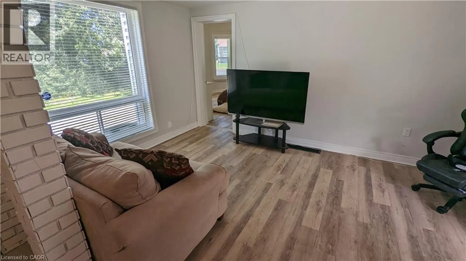 292 FARES Street - Image 4