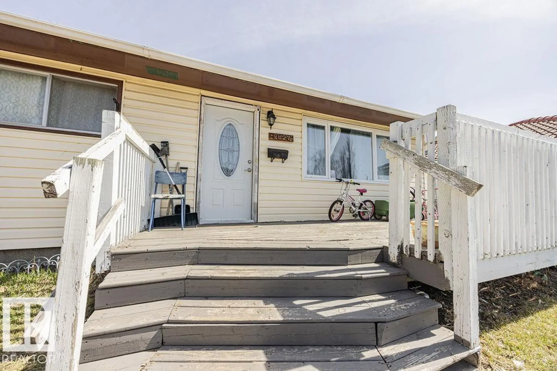 9827 152 ST NW - Image 16