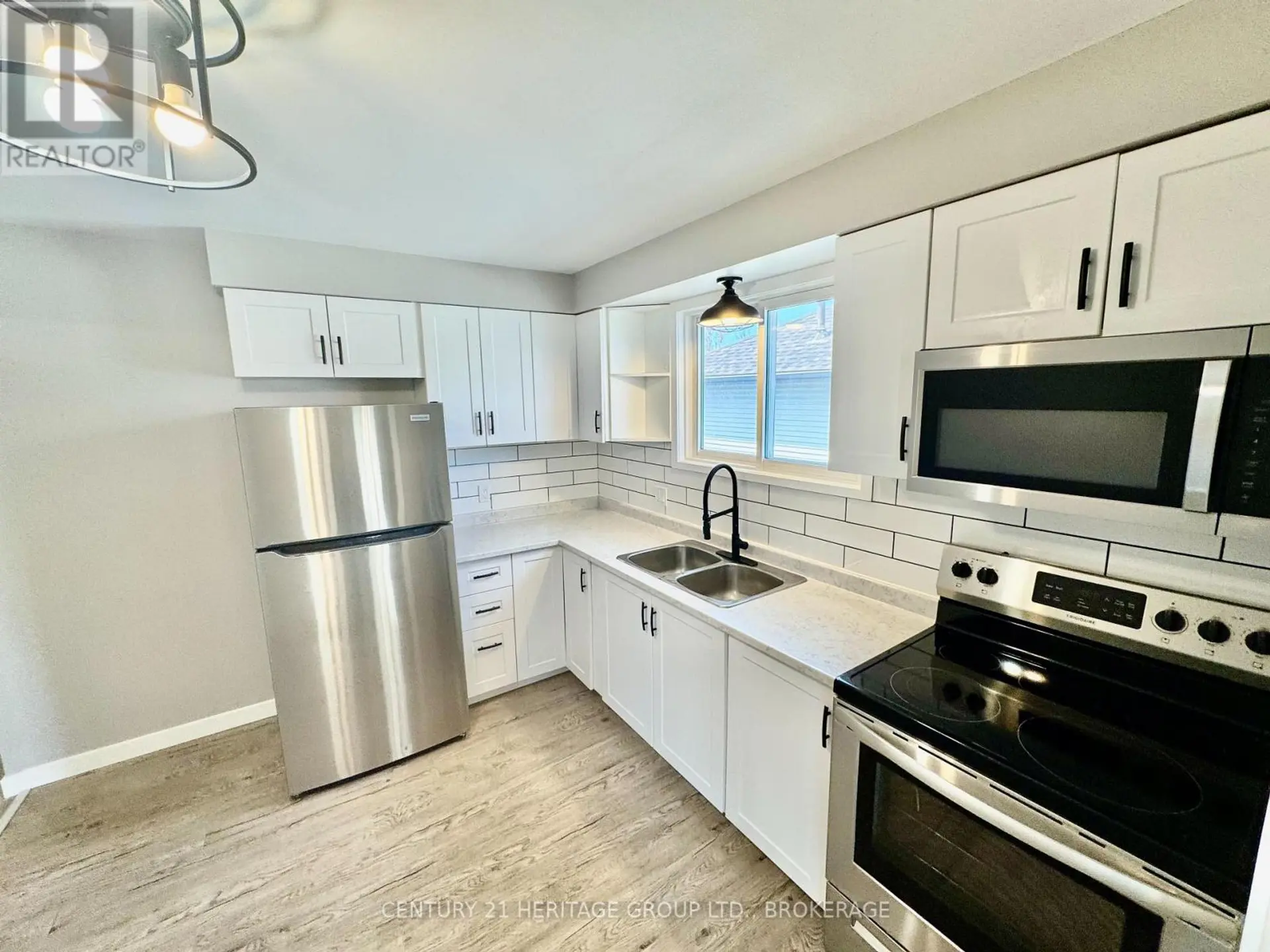 356 OWENS CRESCENT - Image 4