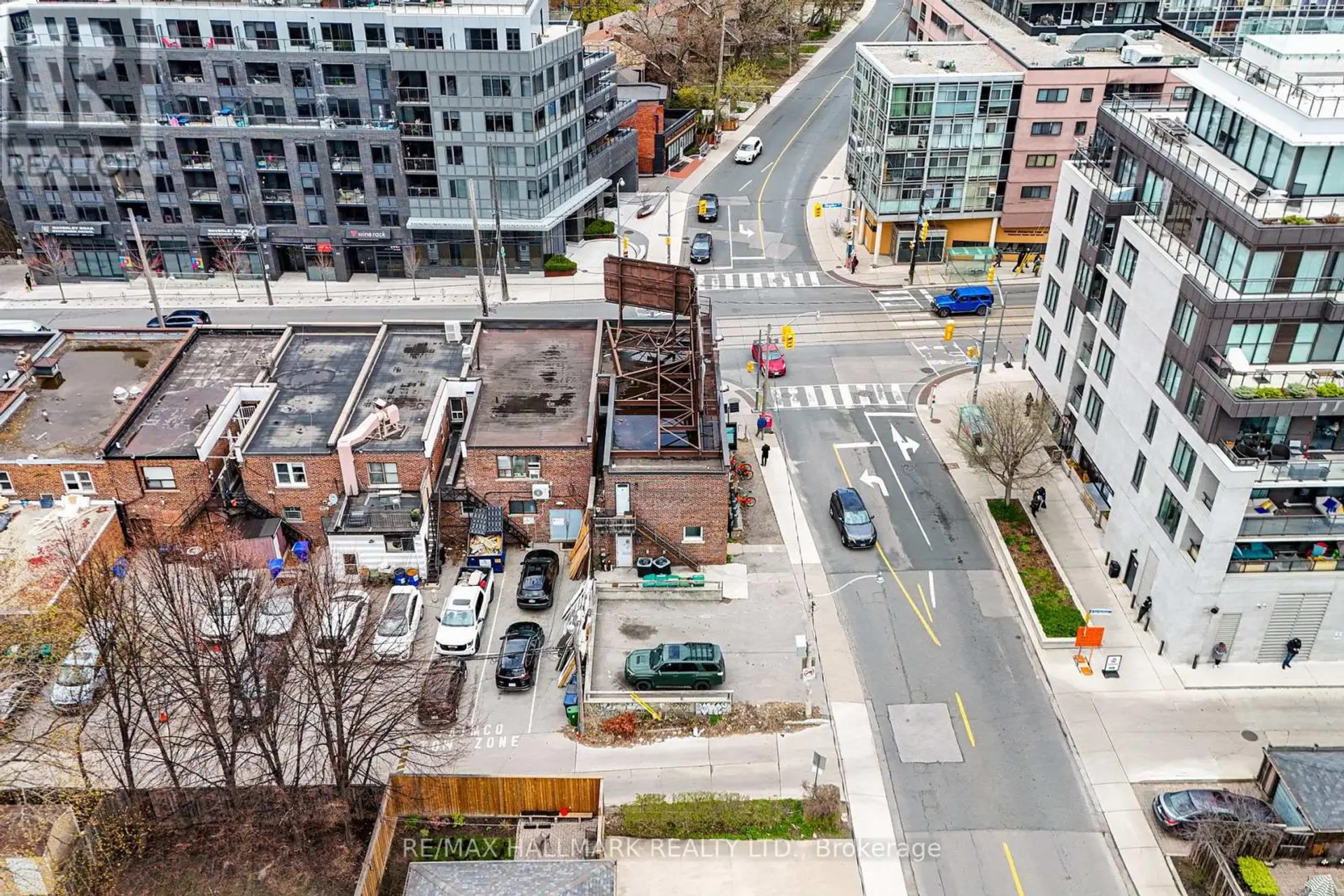 637 KINGSTON ROAD - Image 9