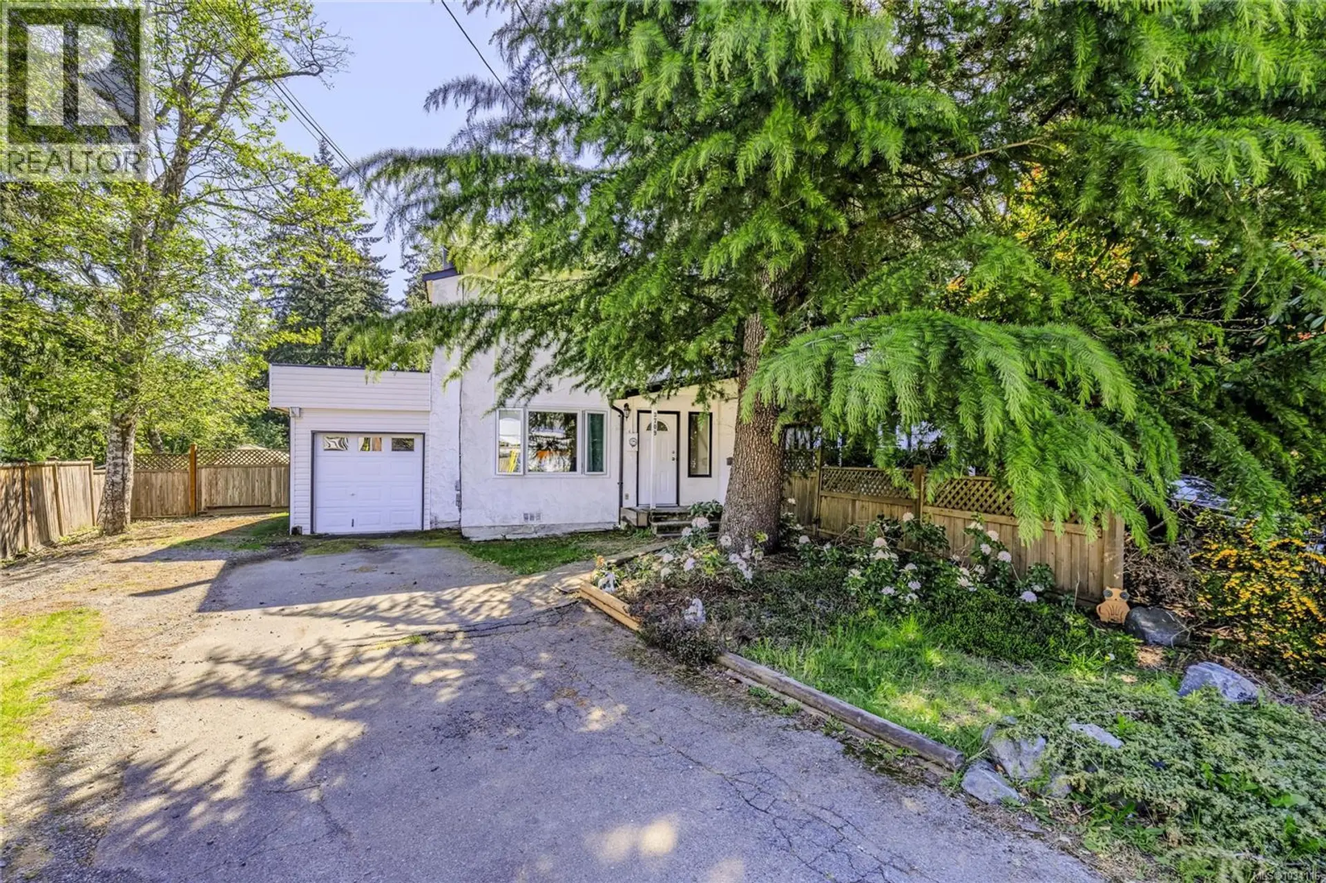 Property at 3709 Long Lake Terr, Nanaimo, BC