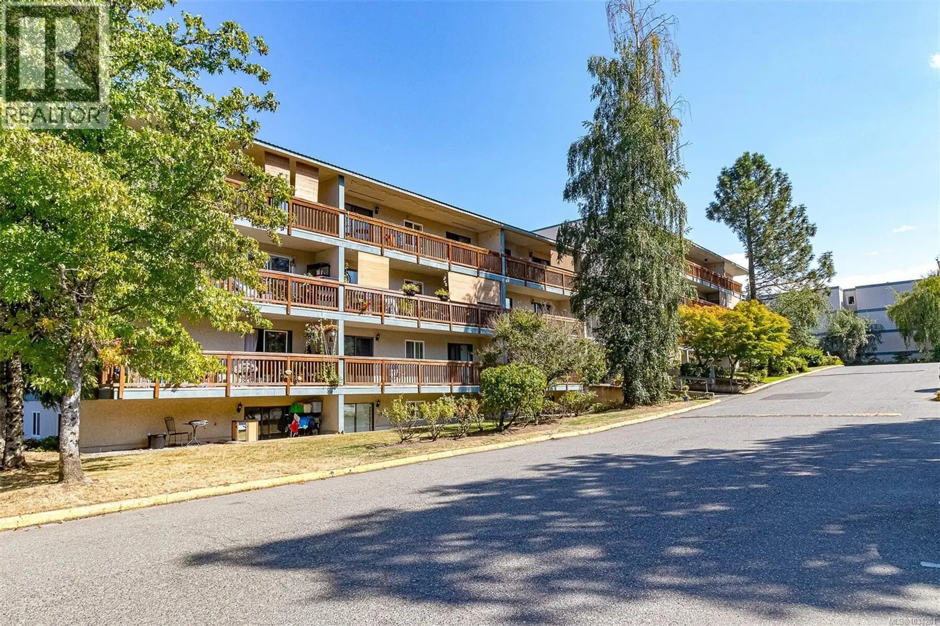 Property at #304 4728 Uplands Dr, Nanaimo, BC