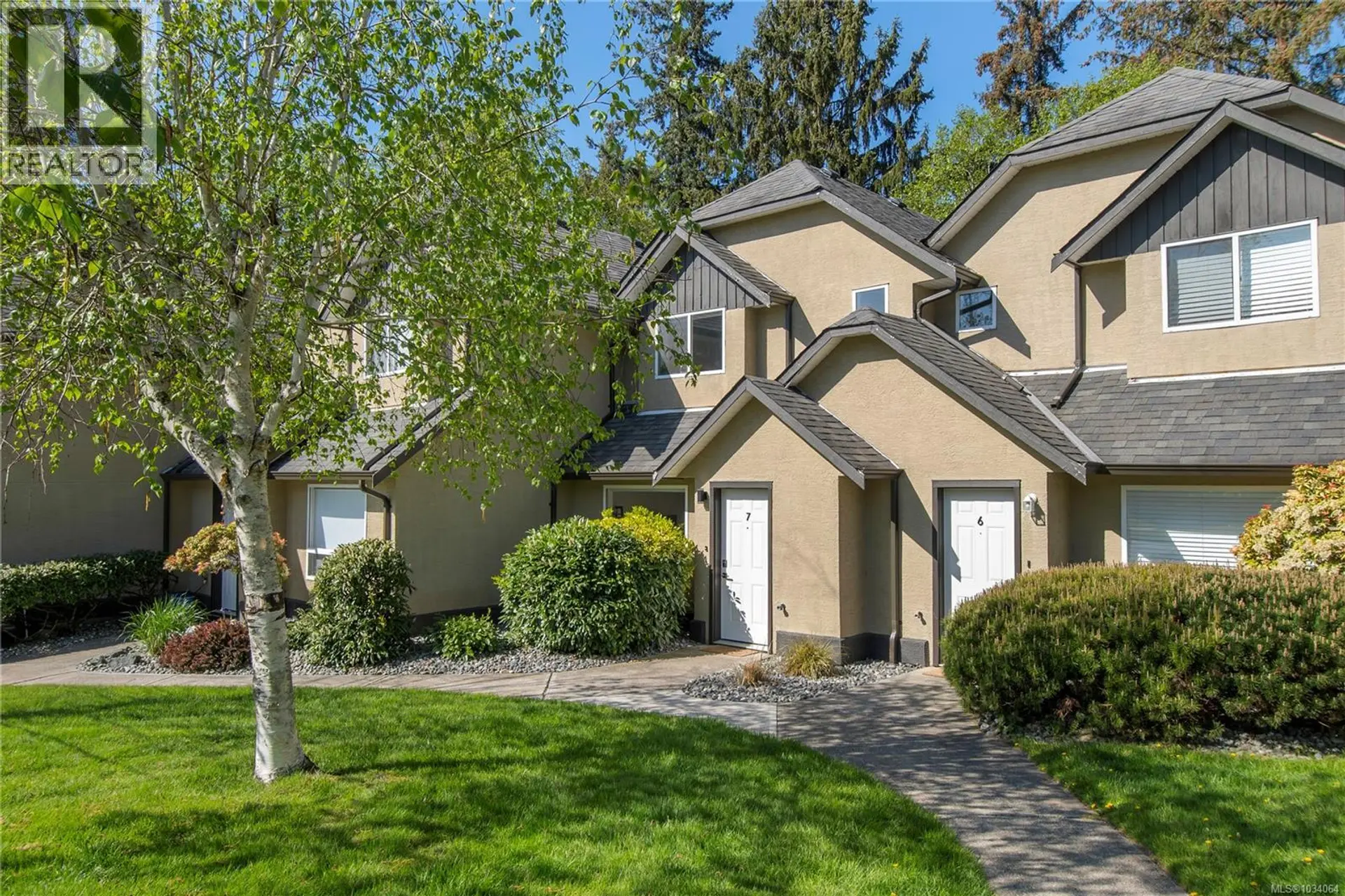 Property at #7 555 Rockland Rd, Campbell River, BC