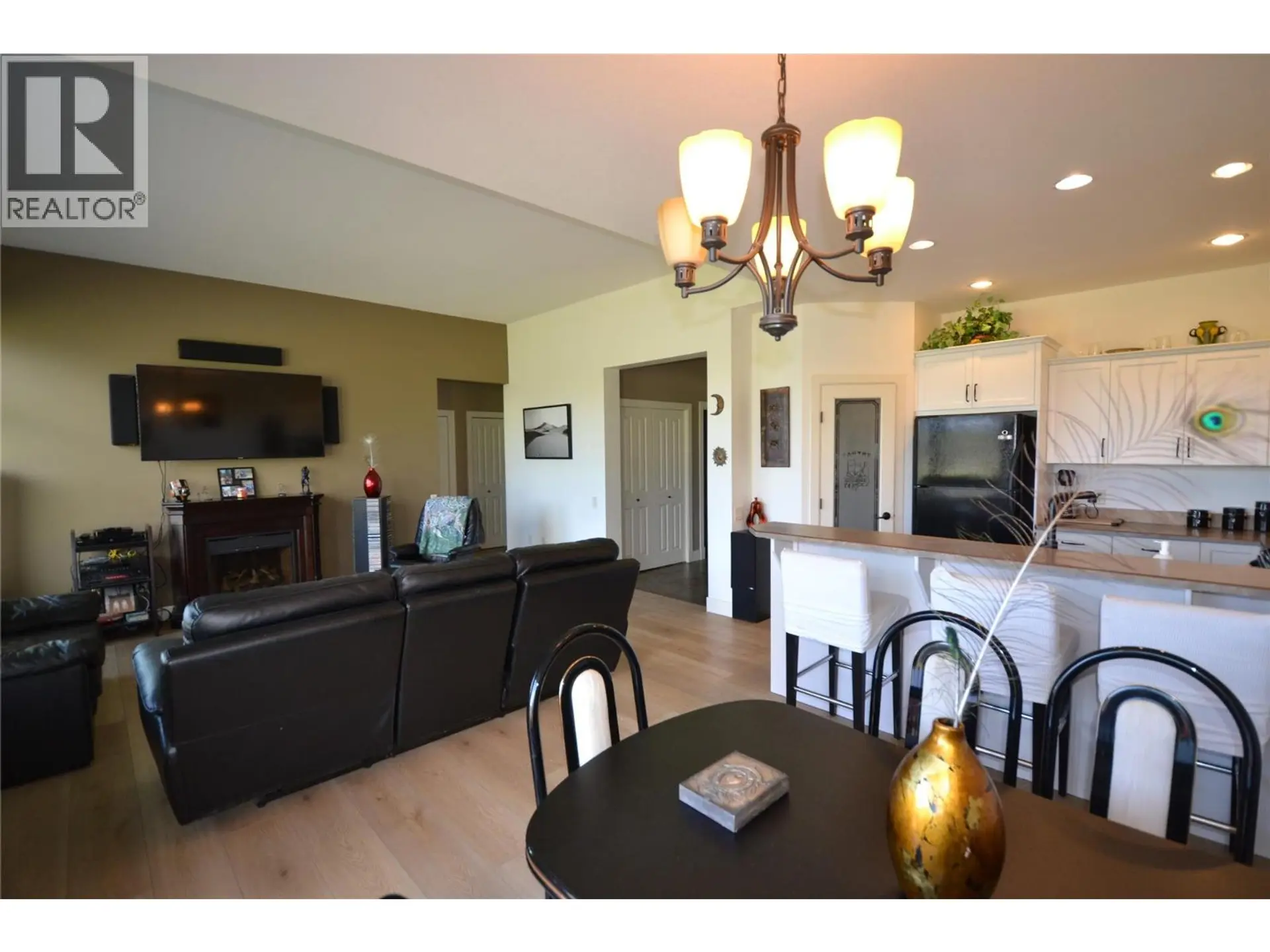 2148 Serrento Lane - Image 6