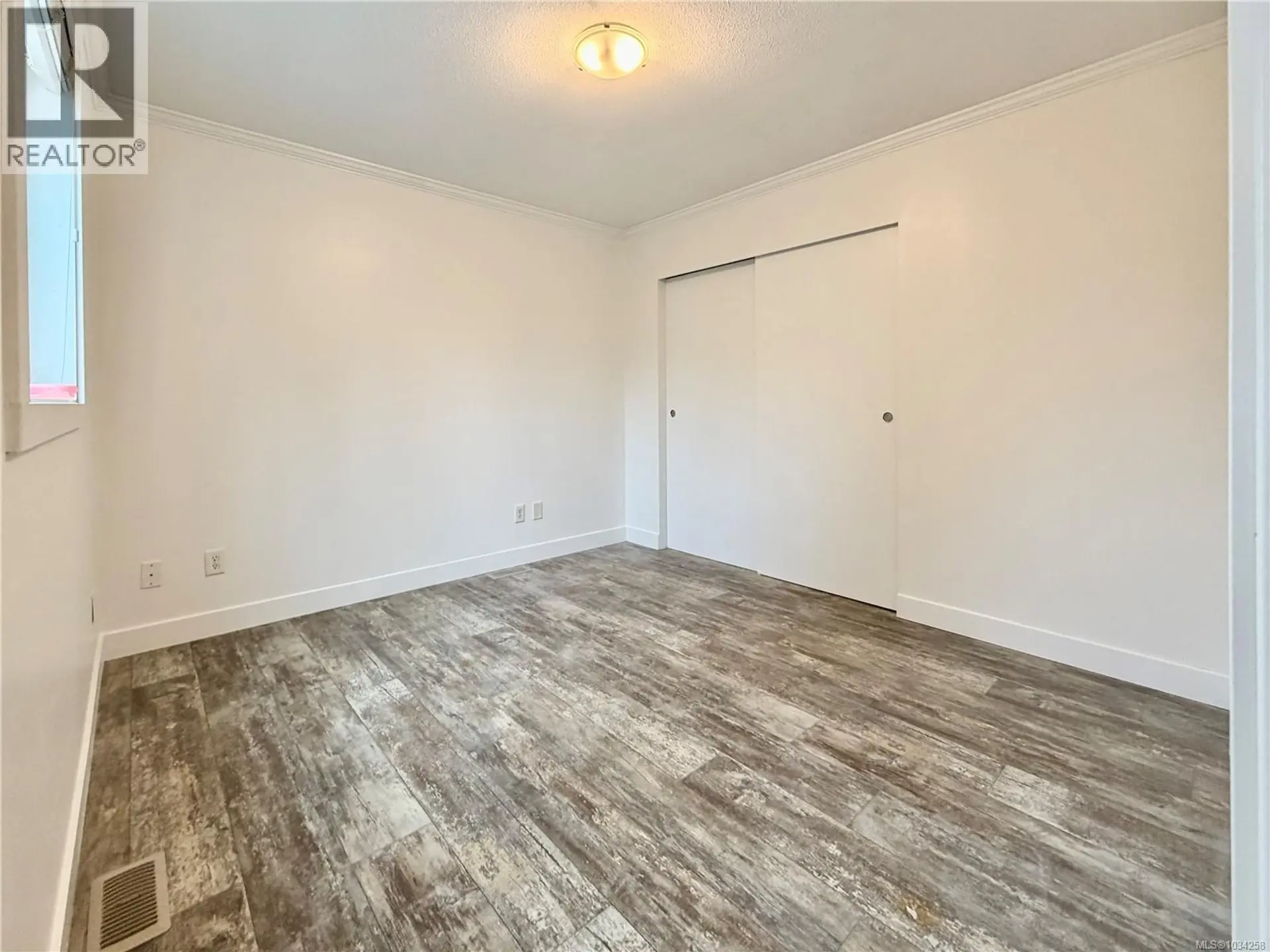 1322 Birchwood Rd - Image 10