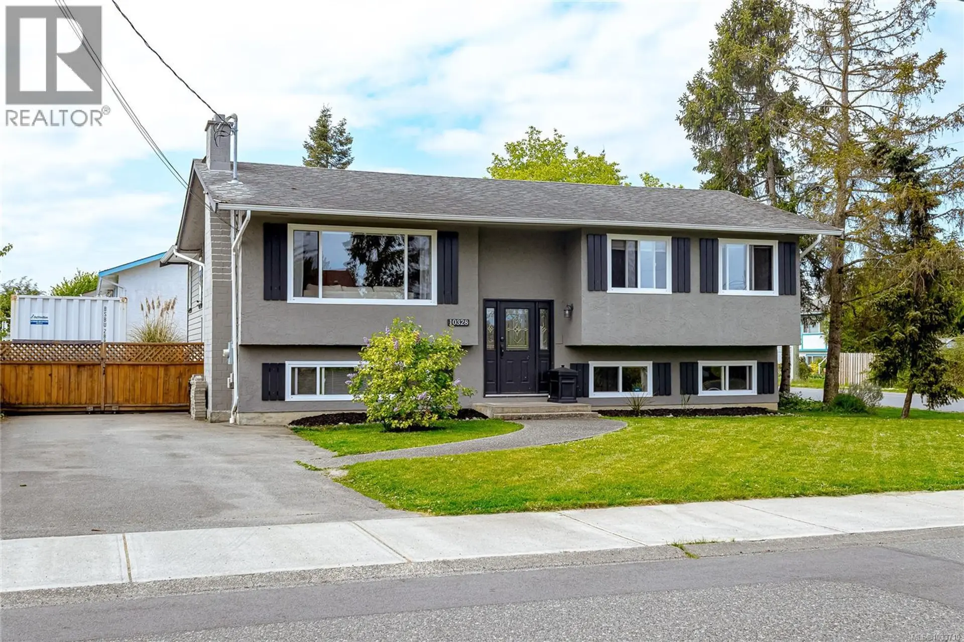 Property at 10328 Bowerbank Rd, Sidney, BC