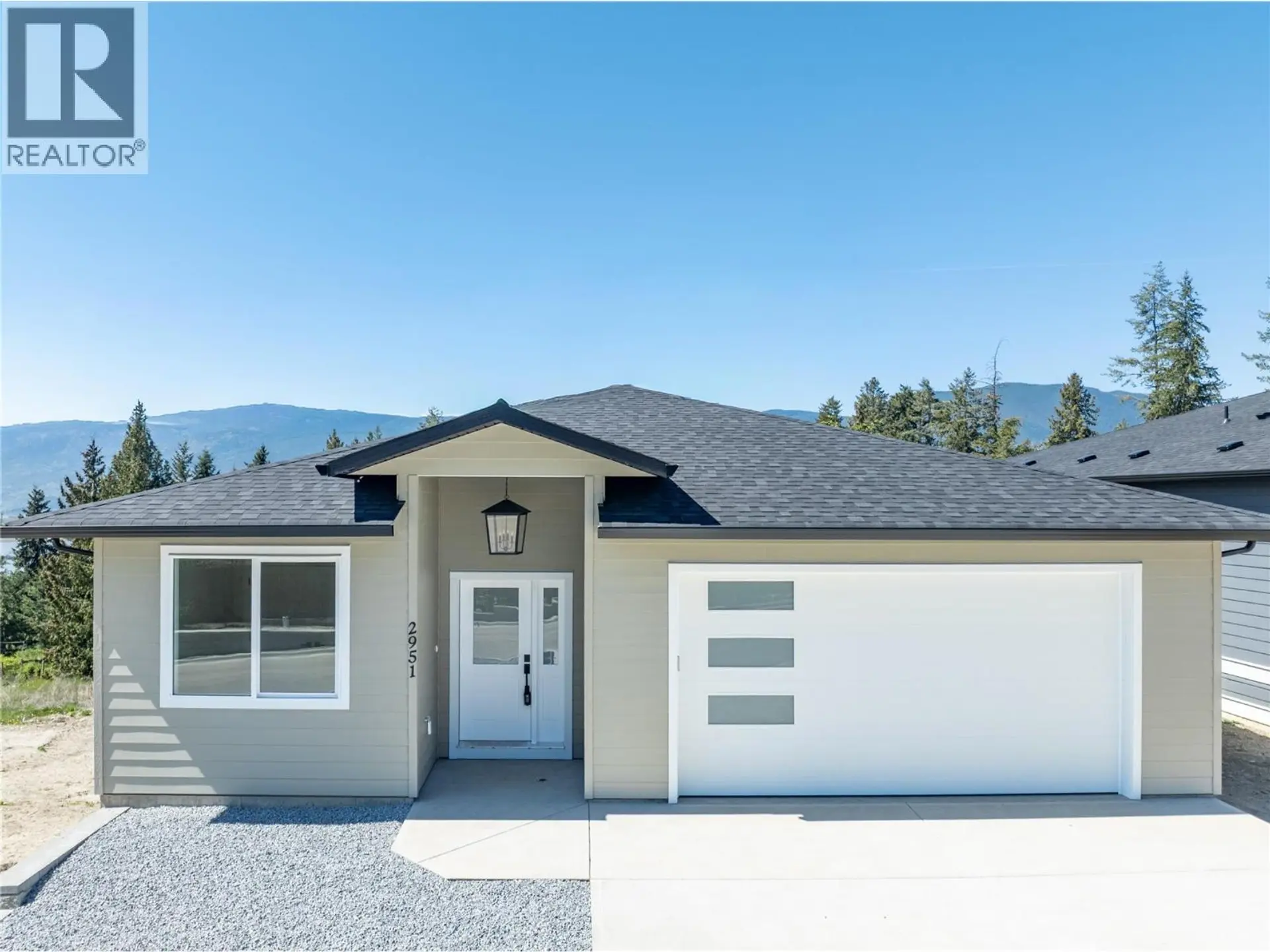 Property at 2951 27 Street NE, Salmon Arm, BC