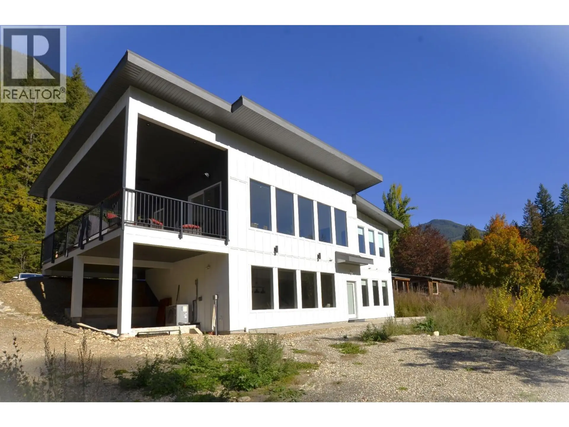 Property at 5916 Ferguson Frontage Road, Malakwa, BC