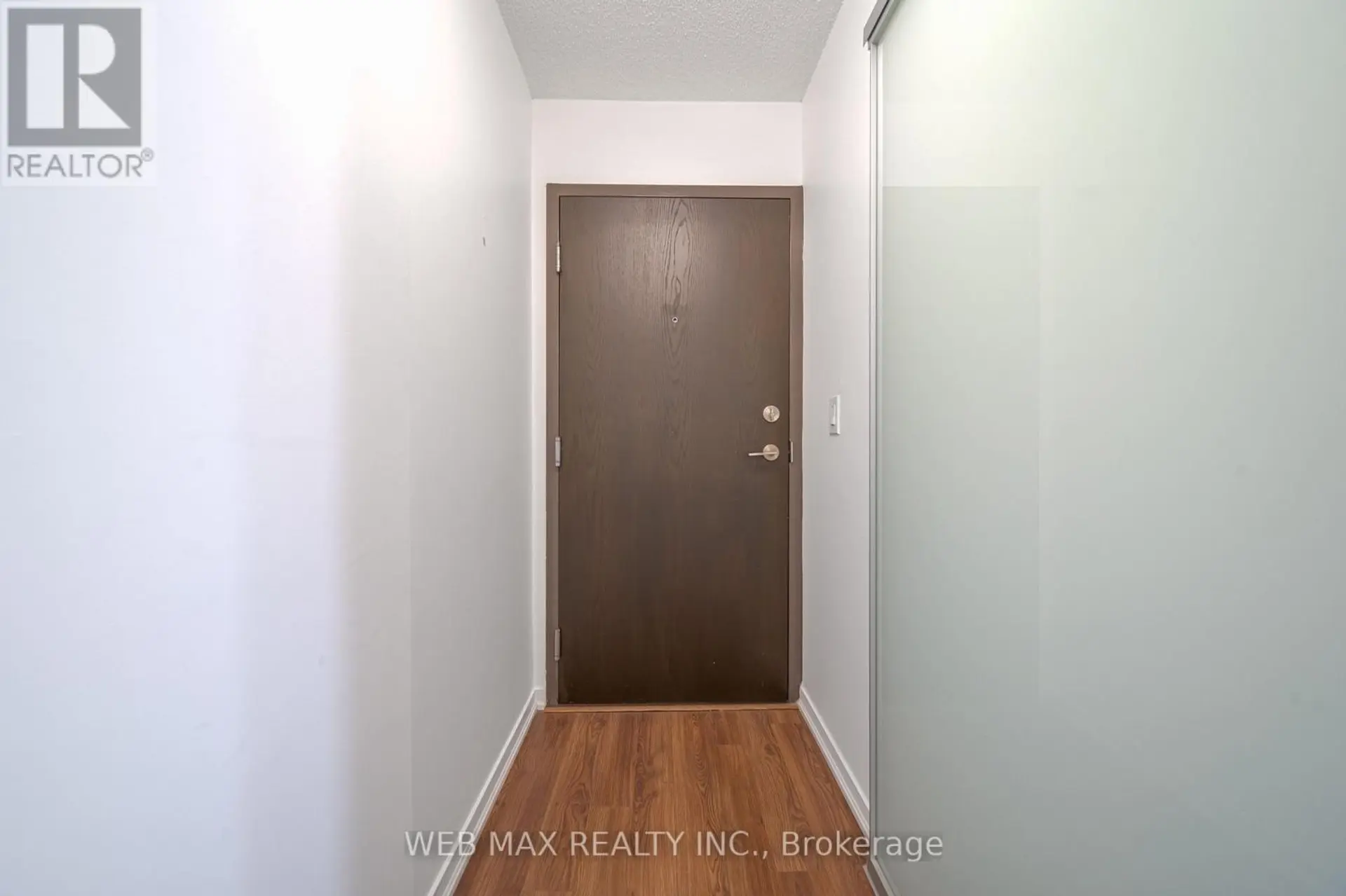 #205 36 LISGAR STREET - Image 11