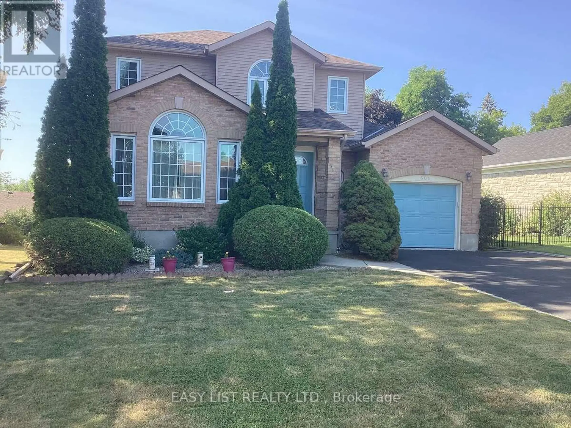 601 MACDONALD DRIVE - Image 1