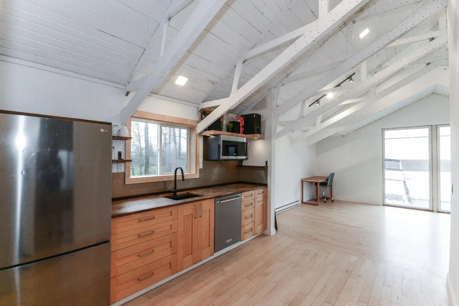 #10 23740 Dyke Road - Image 6