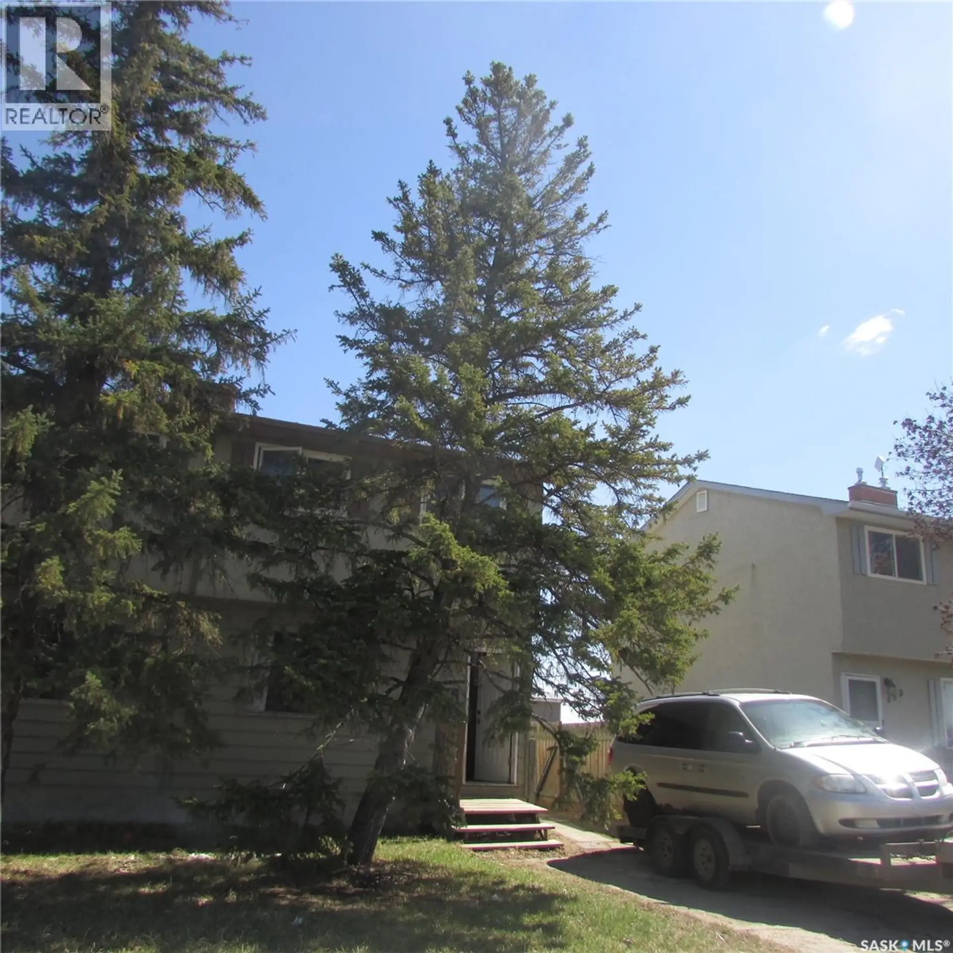 455 McIntosh STREET - Image 1