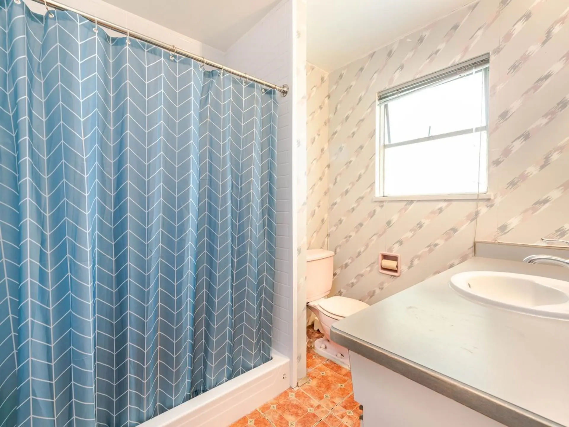 6151 Nanika Crescent - Image 15
