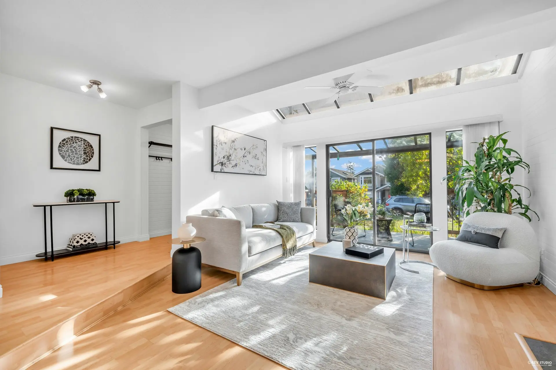 Property at 252 E 21st Street, North Vancouver, BC