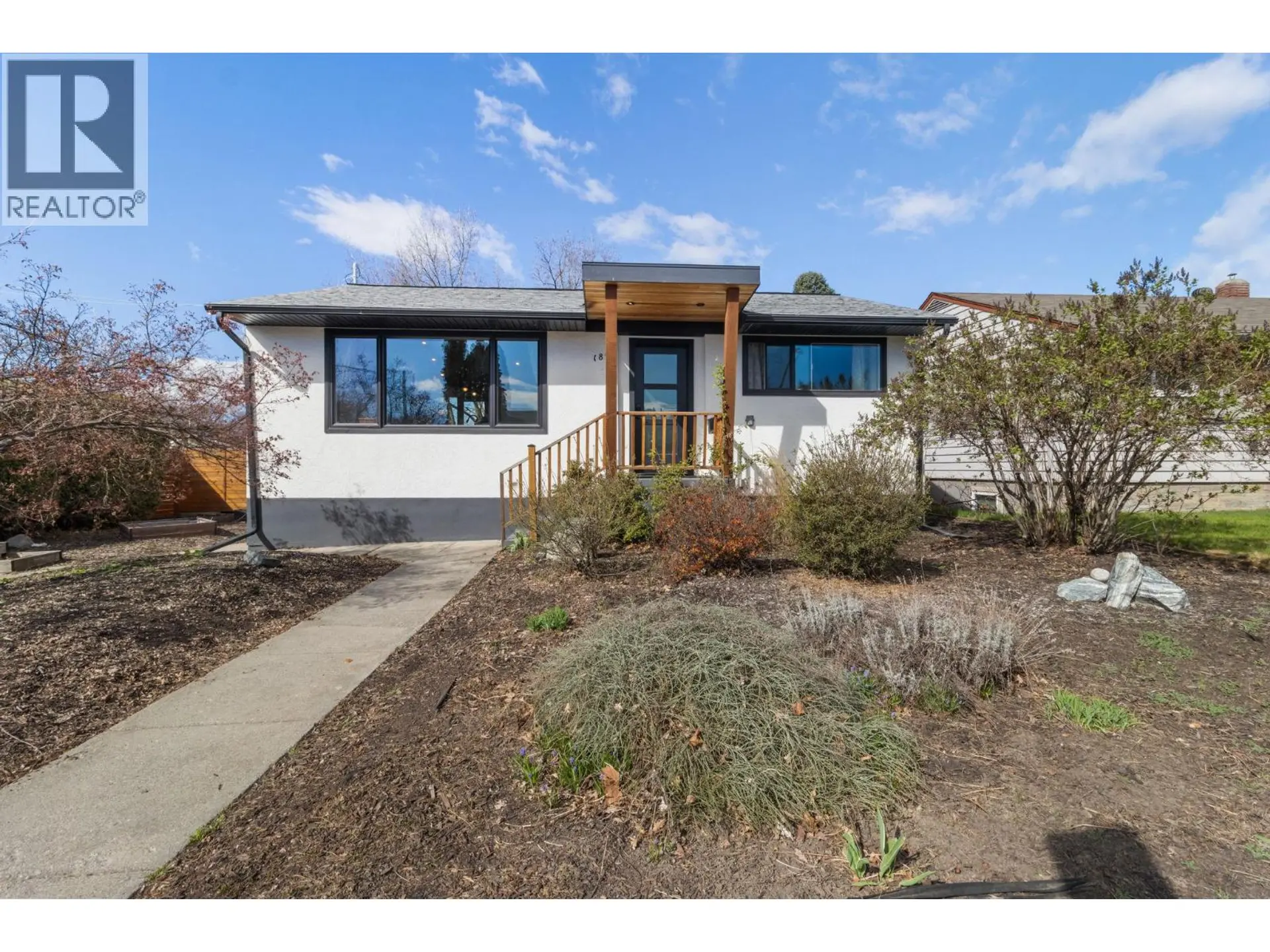 Property at 1892 Carruthers Street, Kelowna, BC