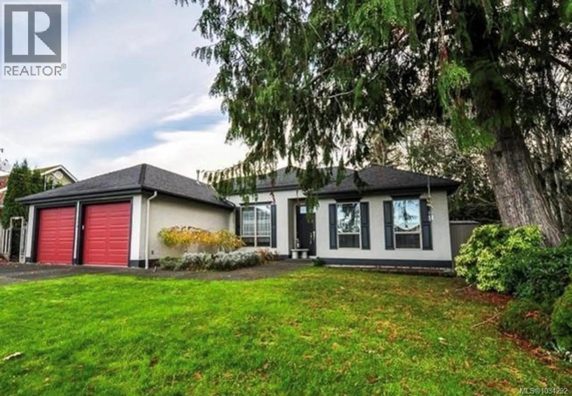 Property at 538 Rowan Dr, Qualicum Beach, BC