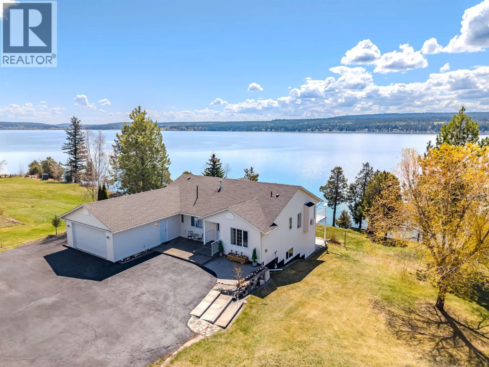 Property at 3895 LAKE CREST ROAD, Lac La Hache, BC