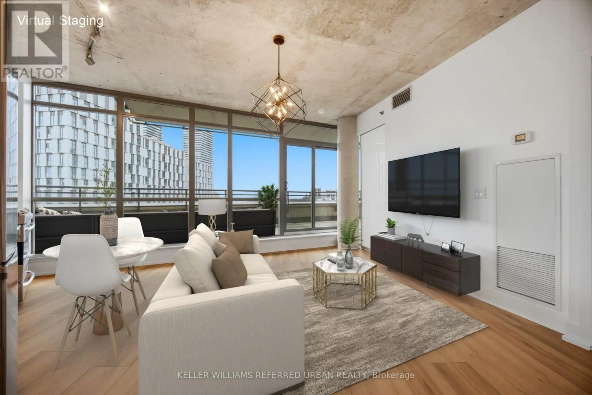 #607 90 TRINITY STREET - Image 2