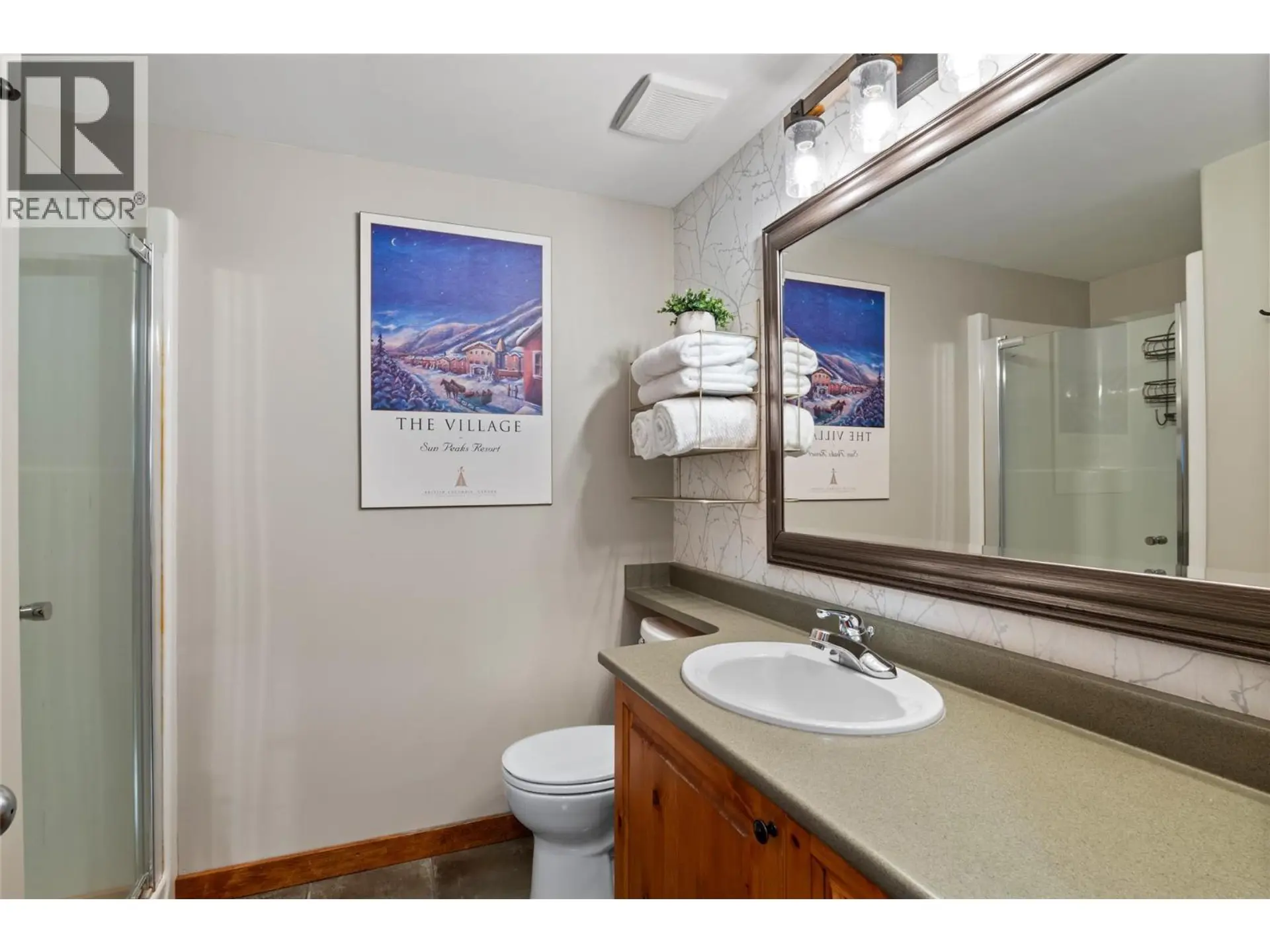 #25 3300 Village Place - Image 12