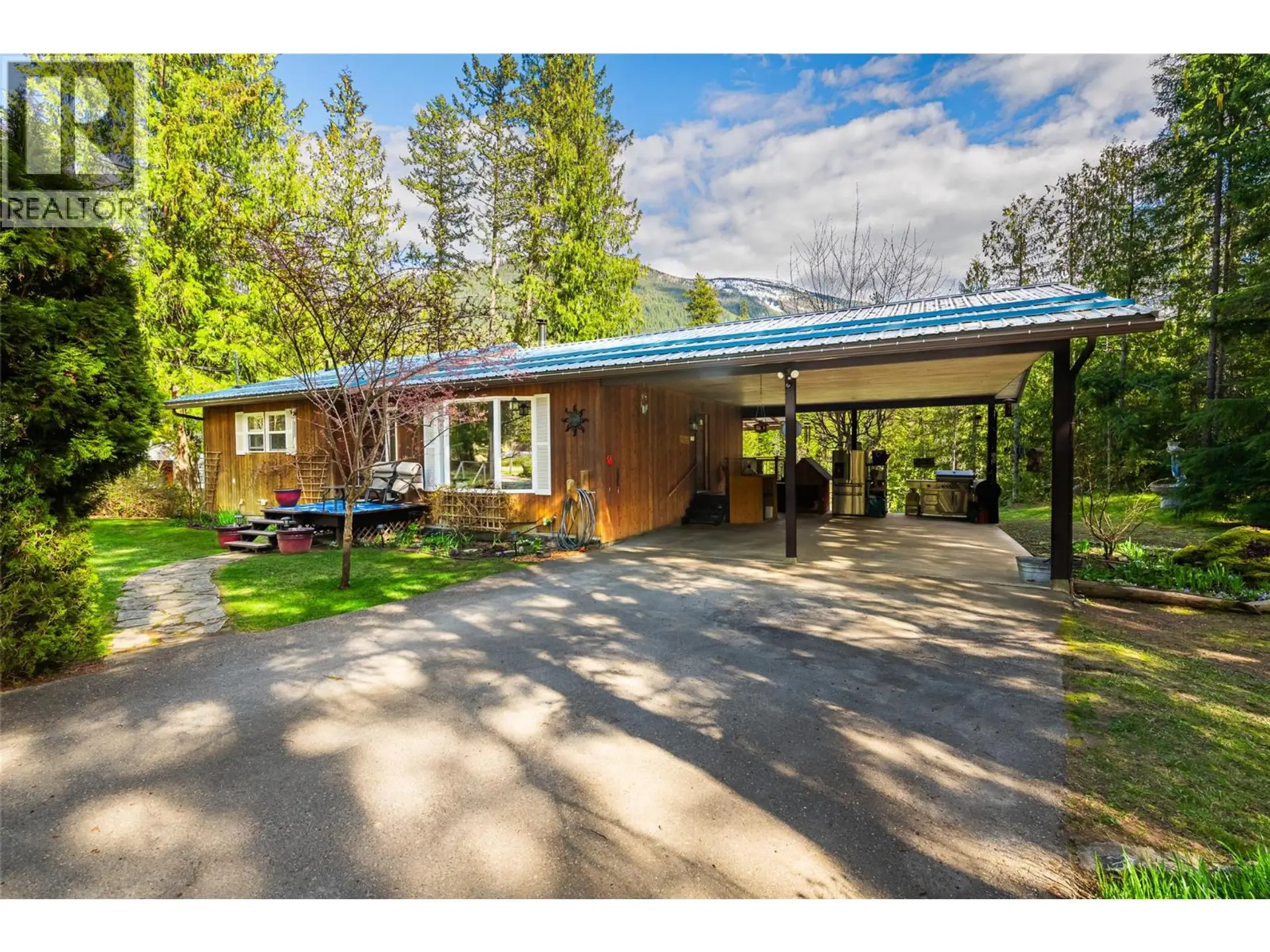 Property at 16324 Bowe Road, Crawford Bay, BC