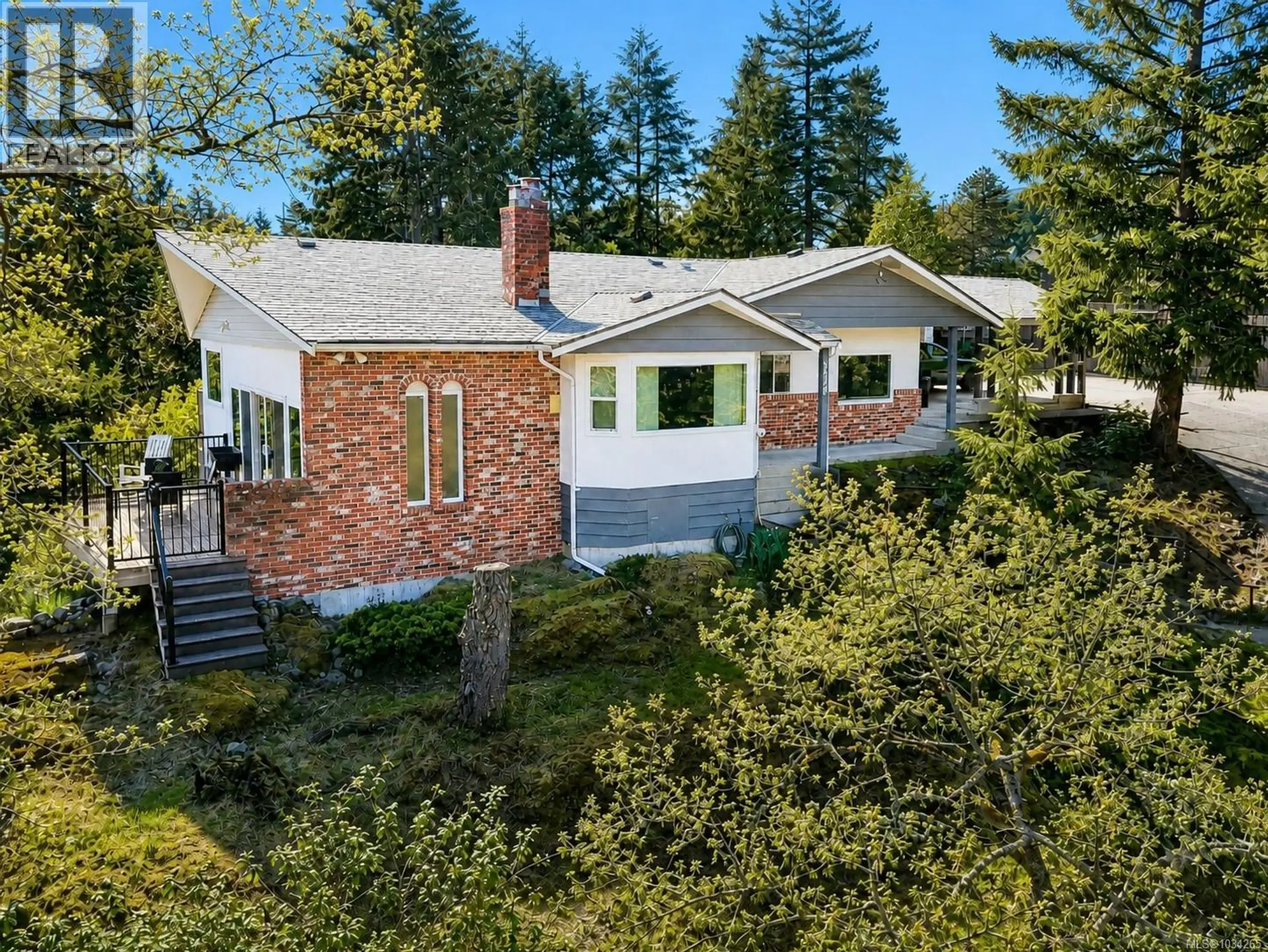 Property at 3120 Robin Hood Dr, Nanaimo, BC
