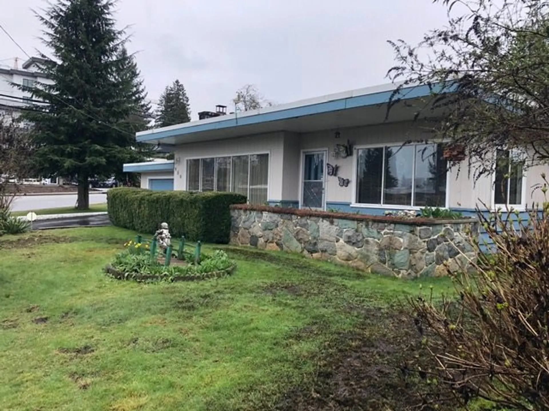 650 Clarke Road - Image 3
