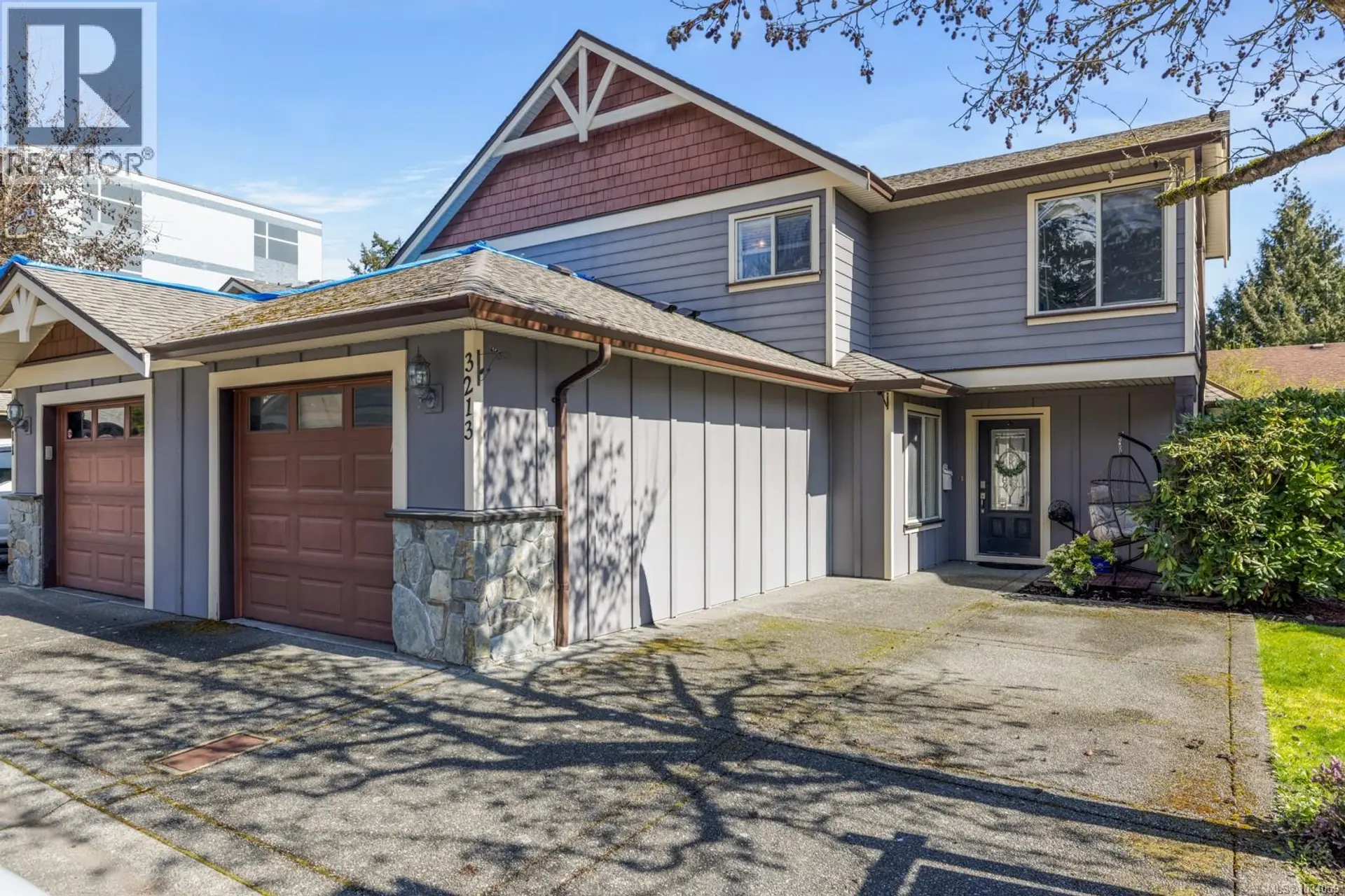 Property at 3213 Ernhill Pl, Langford, BC