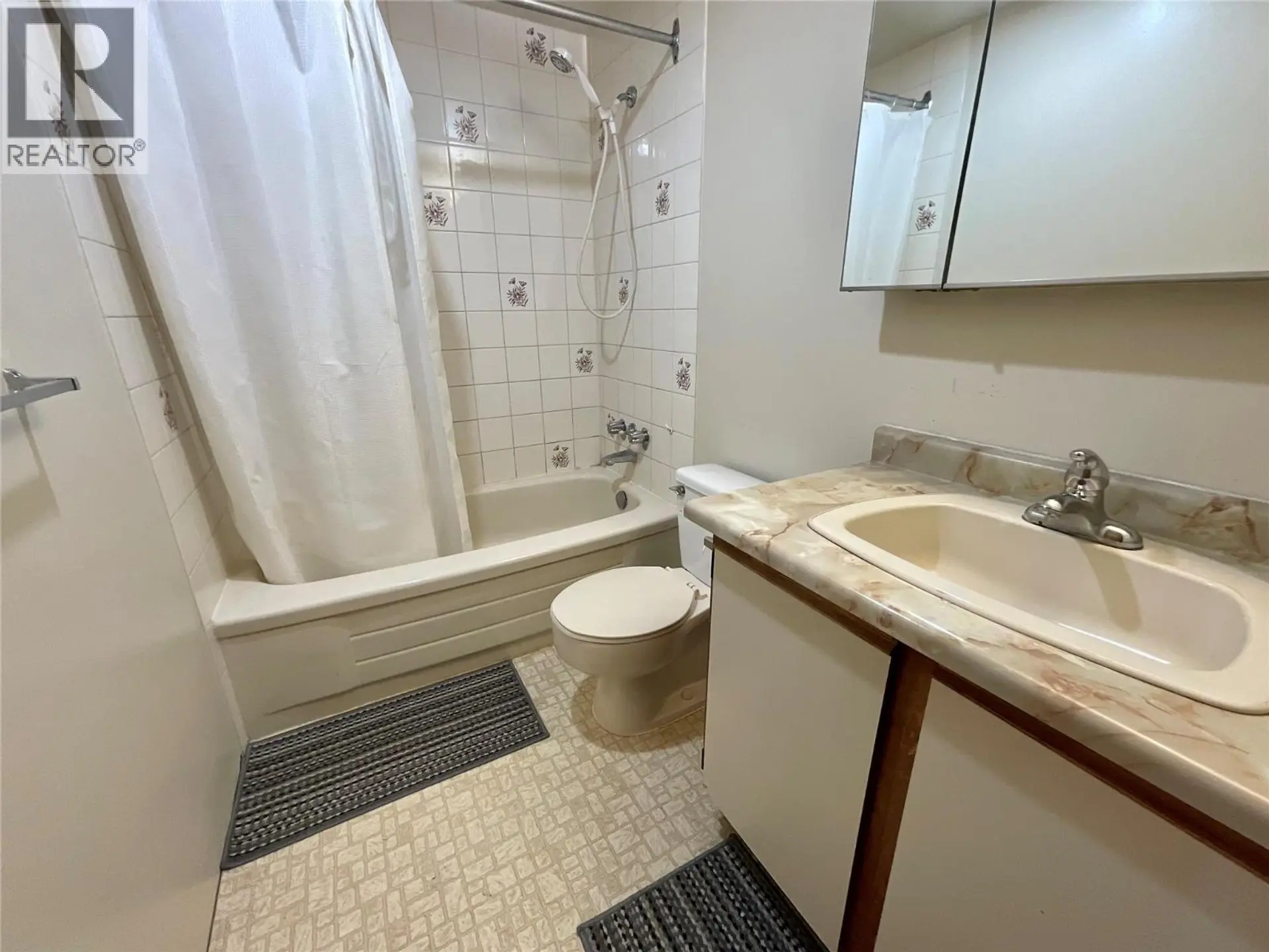 #211 320 Northgate - Image 13