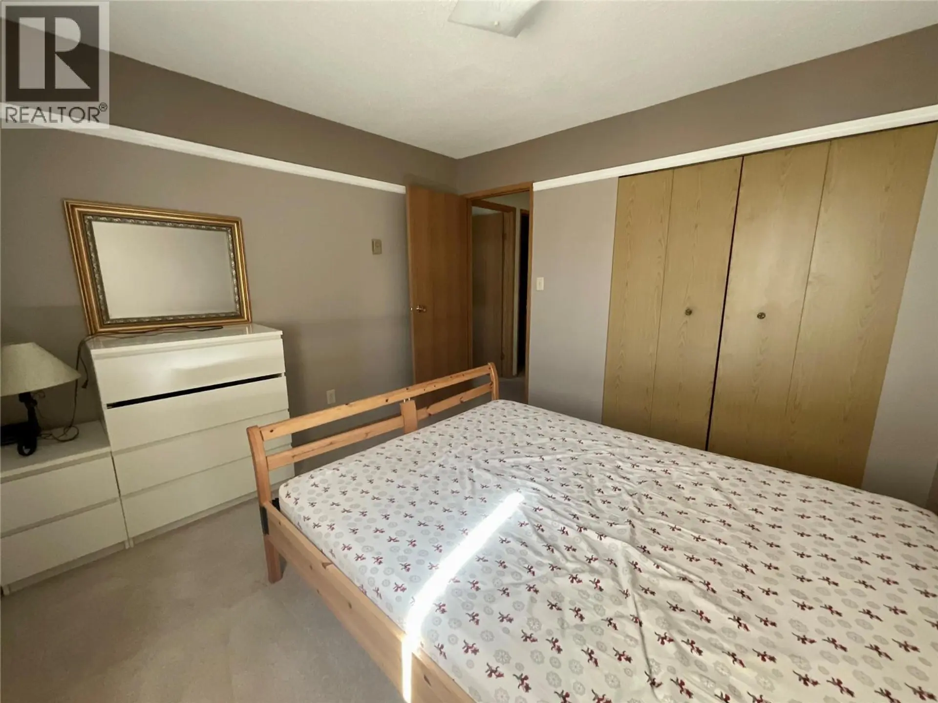 #211 320 Northgate - Image 9